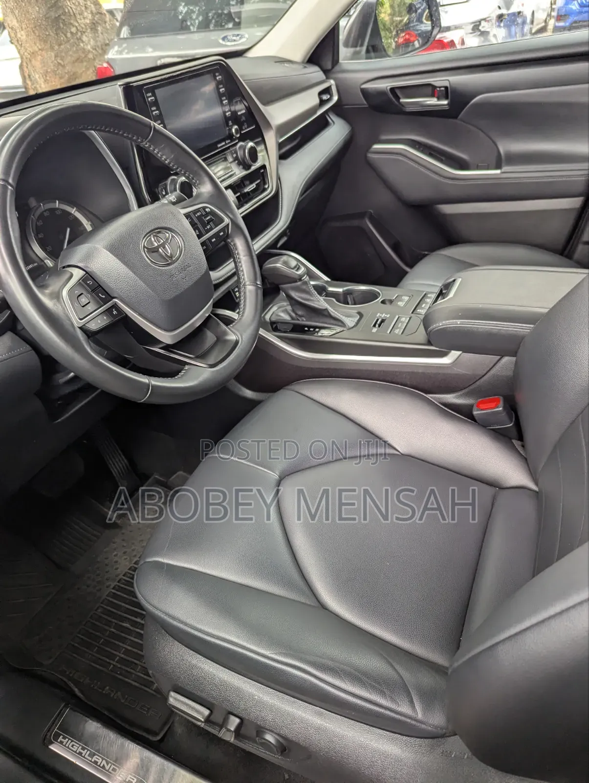 Toyota Highlander XLE 2022 Gray