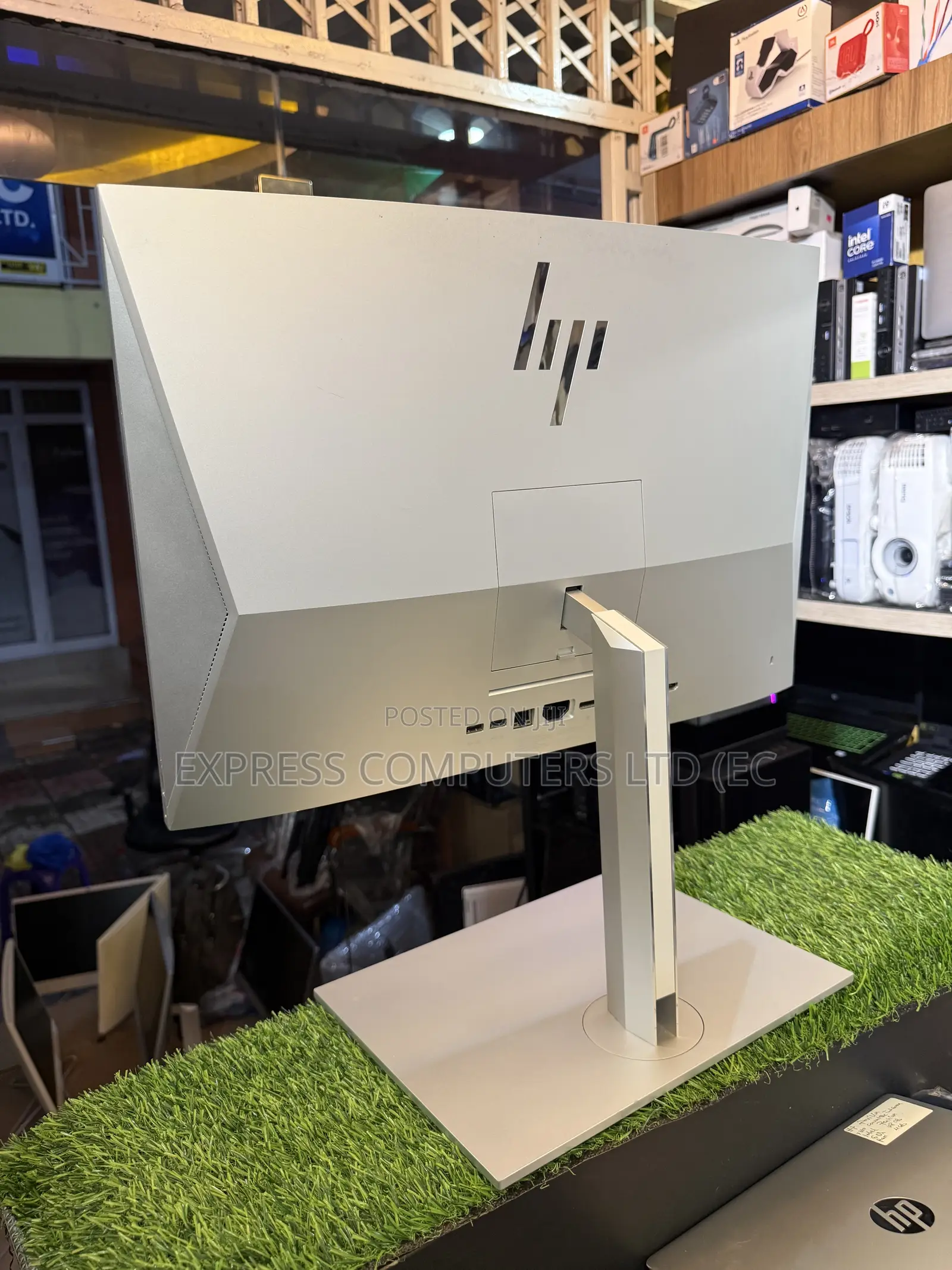 Desktop Computer HP EliteOne 800 G6 16GB Intel Core i7 SSD 512GB