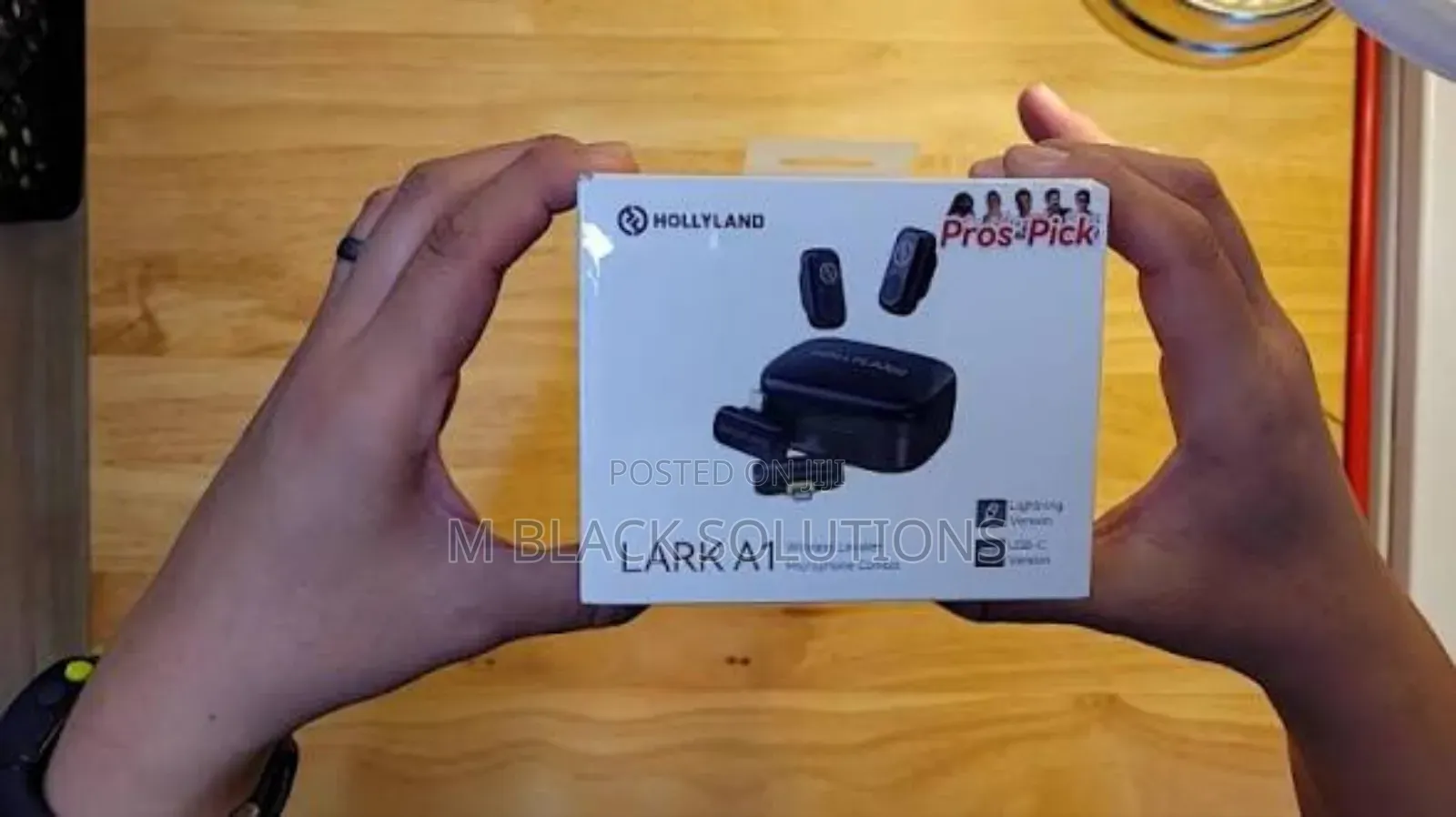 Hollyland Lark A1 Combo Wireless Microphone