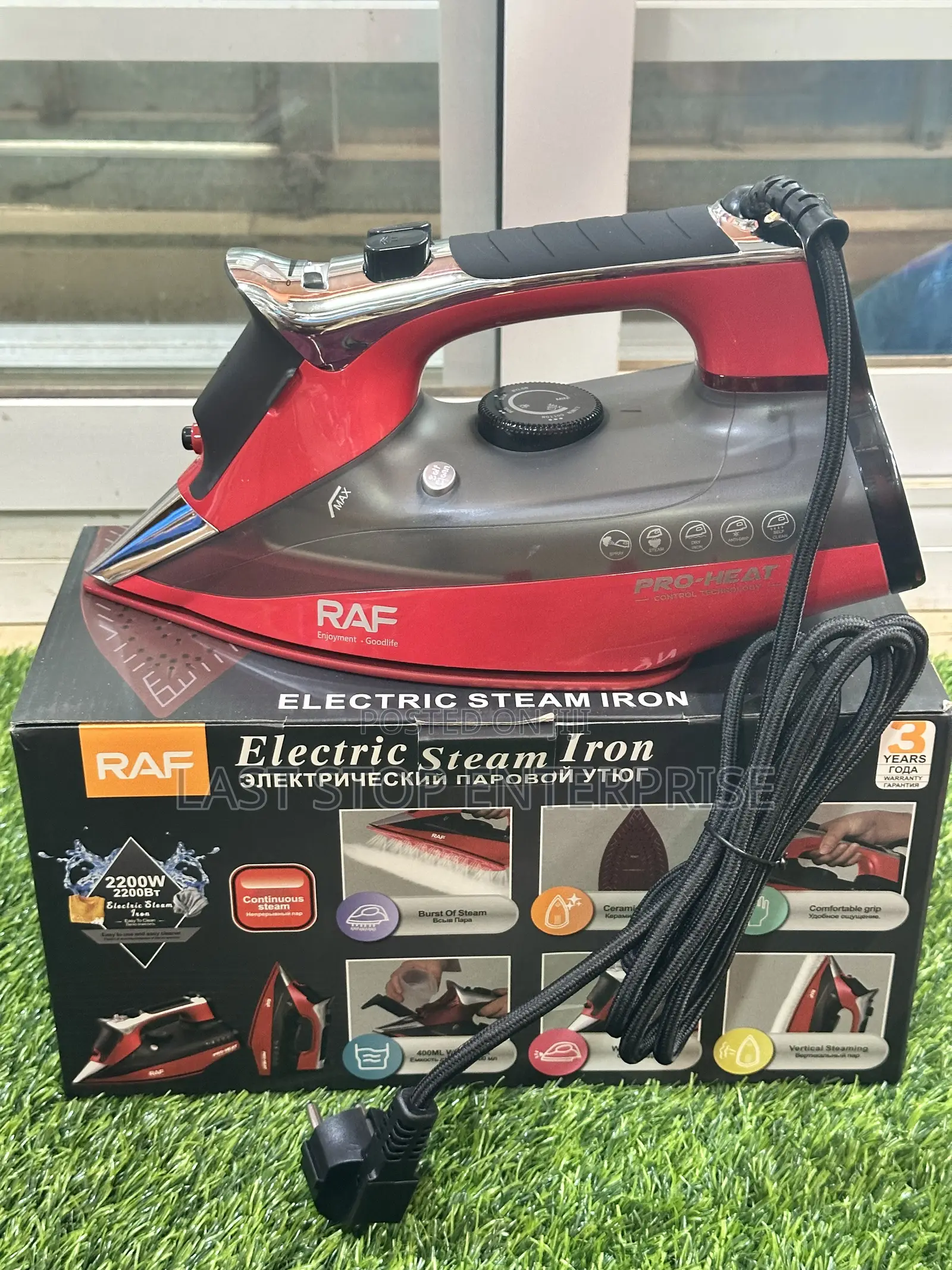 Quality Raf Steam Iron
