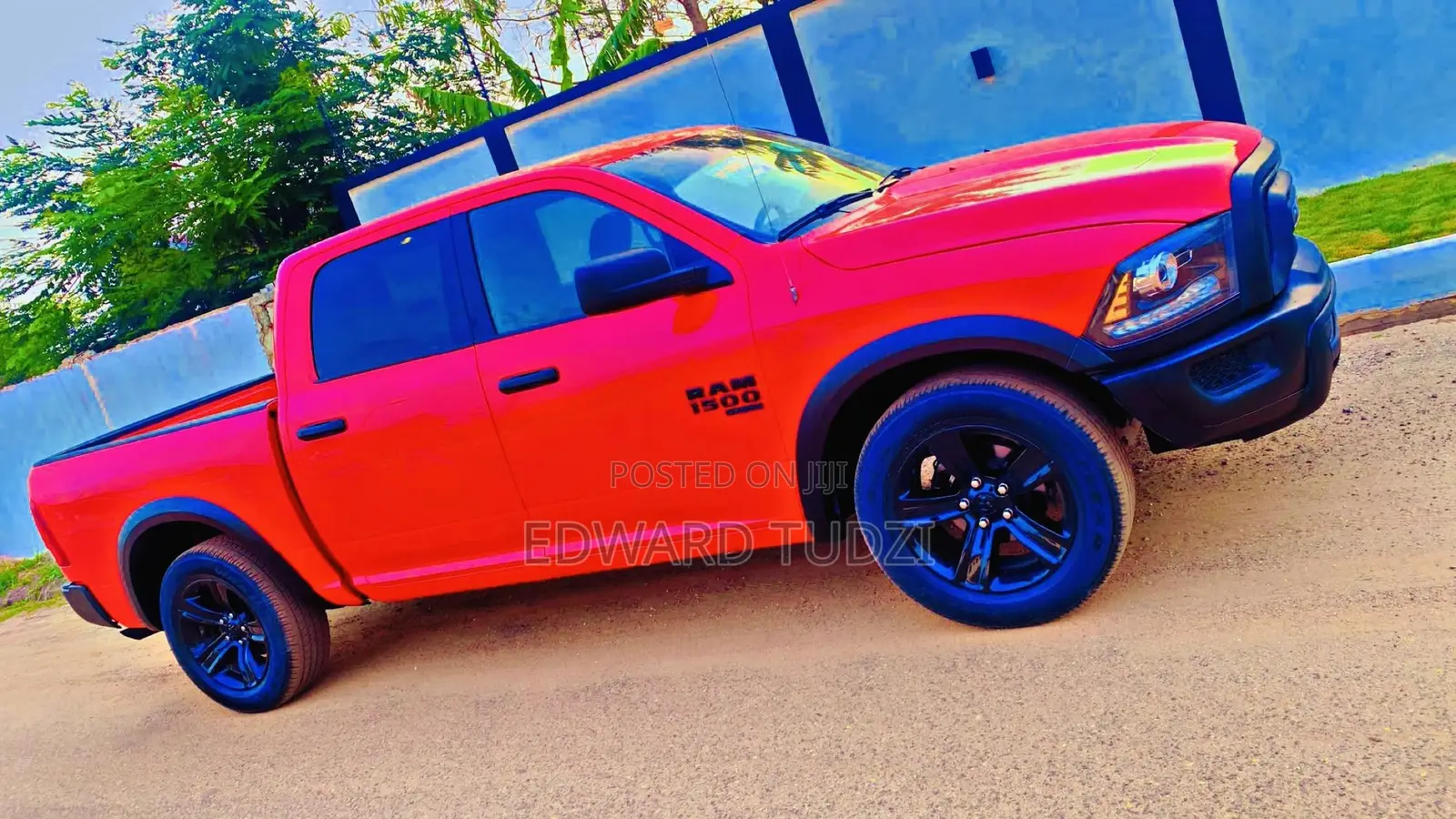 RAM 1500 Tradesman Quad Cab SB 2024 Red