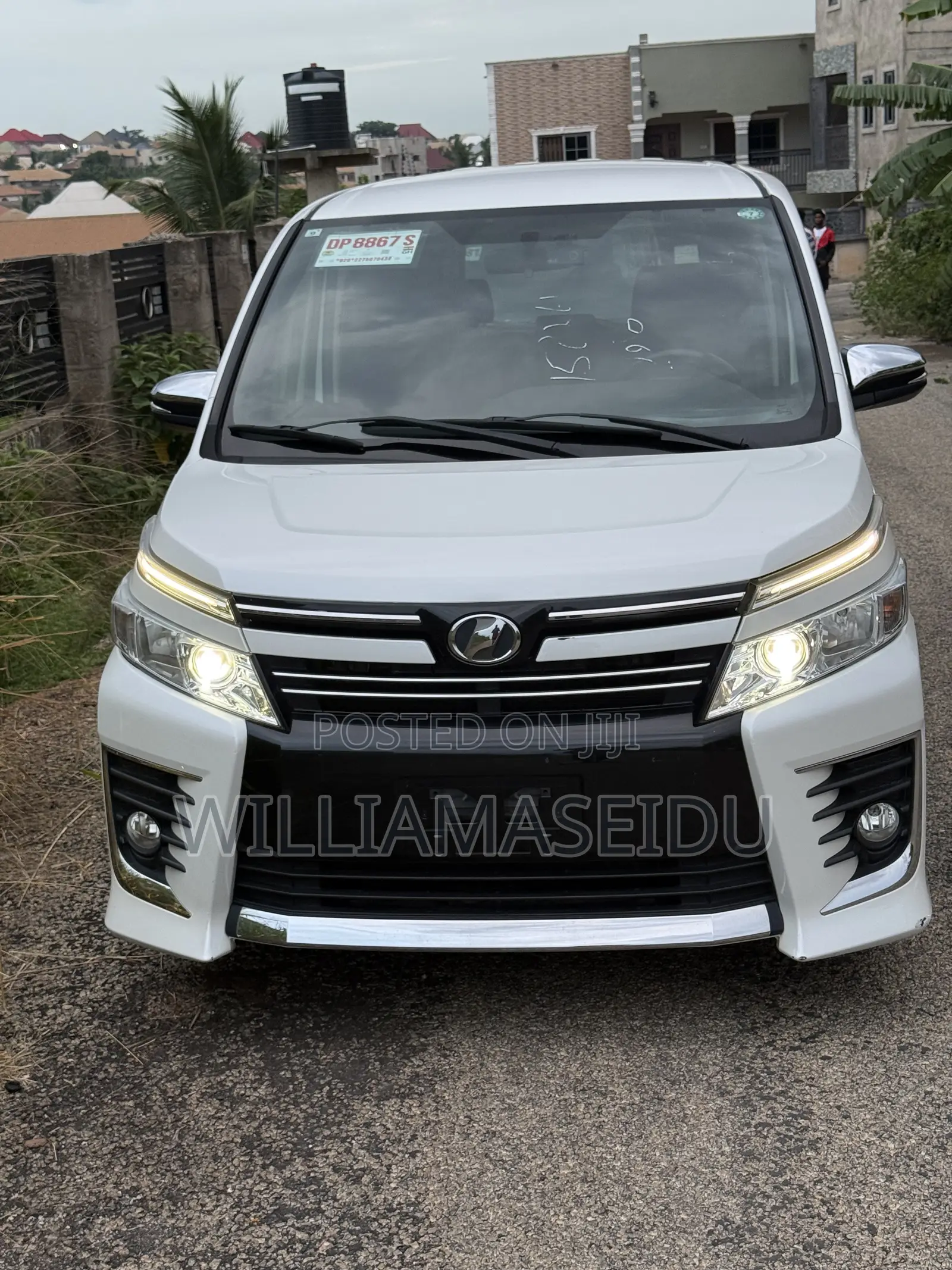 Toyota Voxy 2015 White