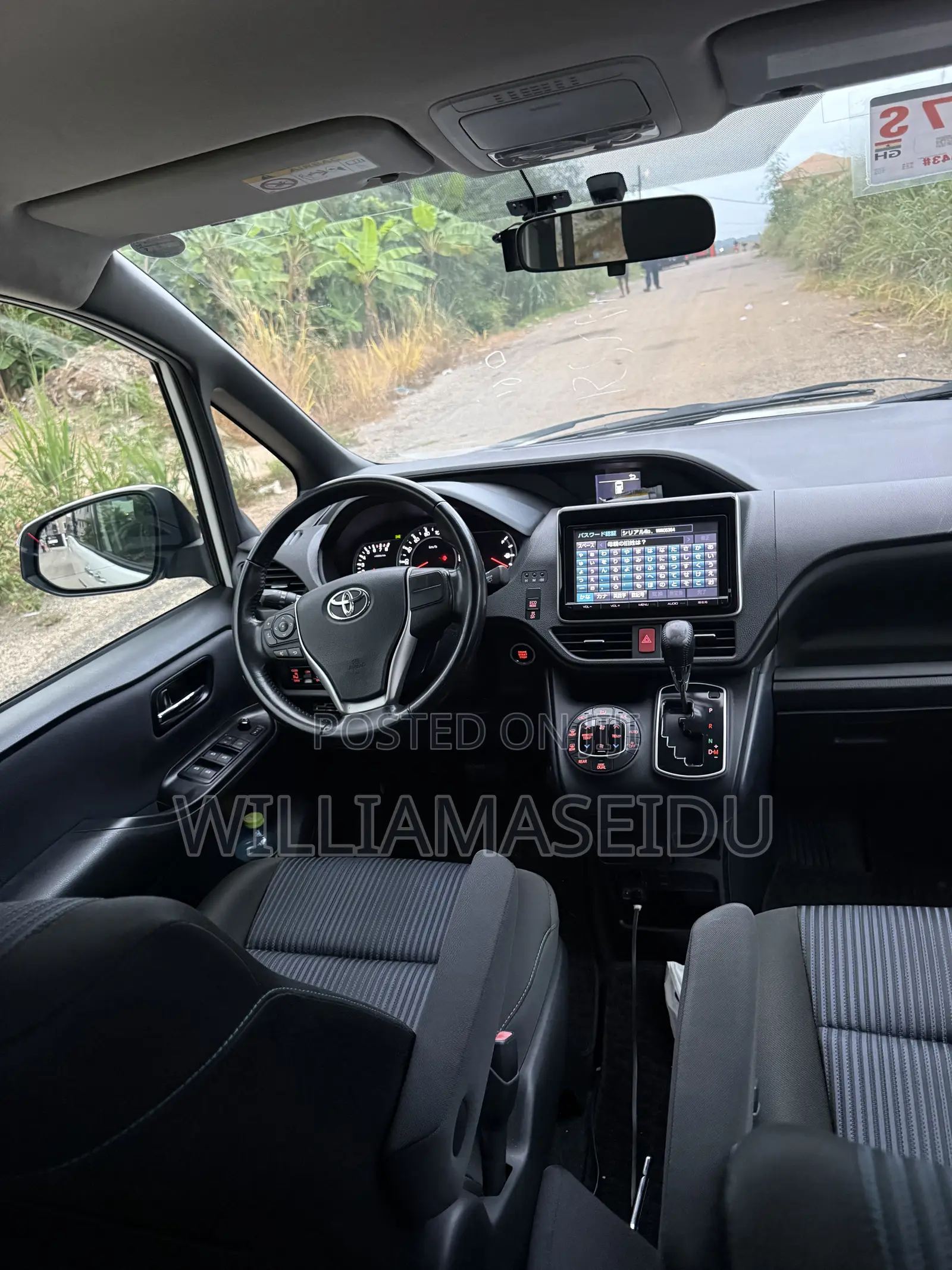 Toyota Voxy 2015 White