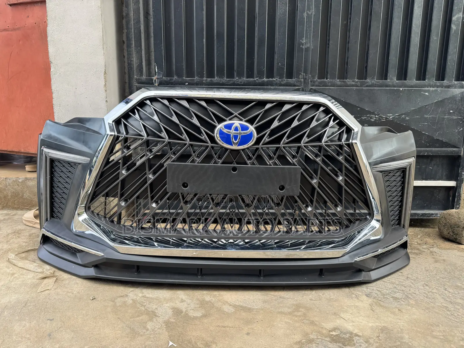 Toyota 4runner 2017 2018 2019 2020 Front and Back Bumper Complete Spec