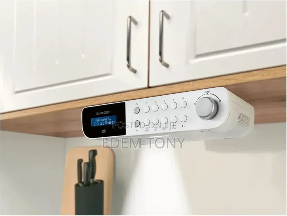 Switch on Dab+ Kitchen Radio, Model SKR 3w D6 (White)