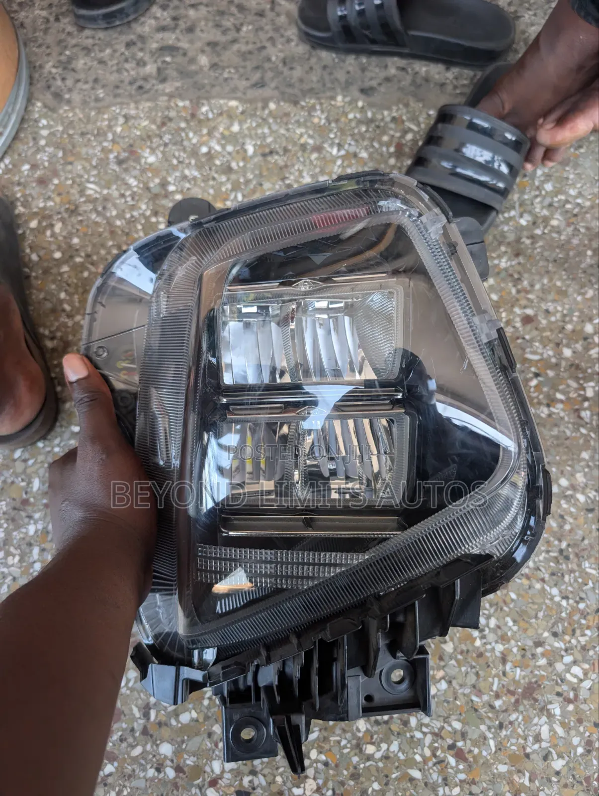 Hyundai Tucson 2022,2023,2024 Front / Bumper Light