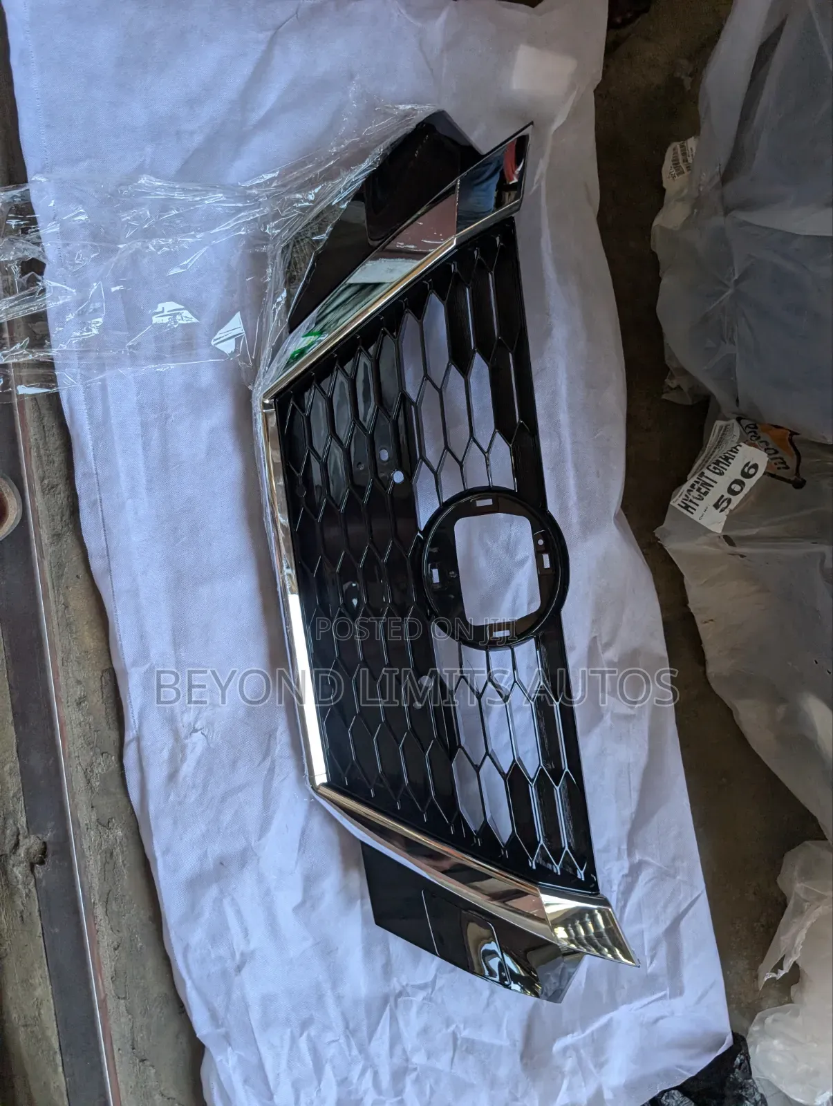 Nissan Sentra 2020,2021,2023 Front Grille / Top Grille / Top Shell