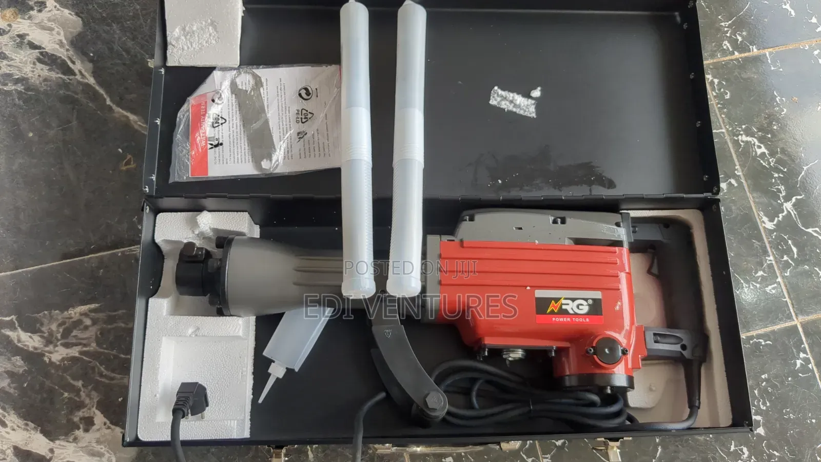 NRG 1600w Demolition Hammer With 2 Chisel Bits