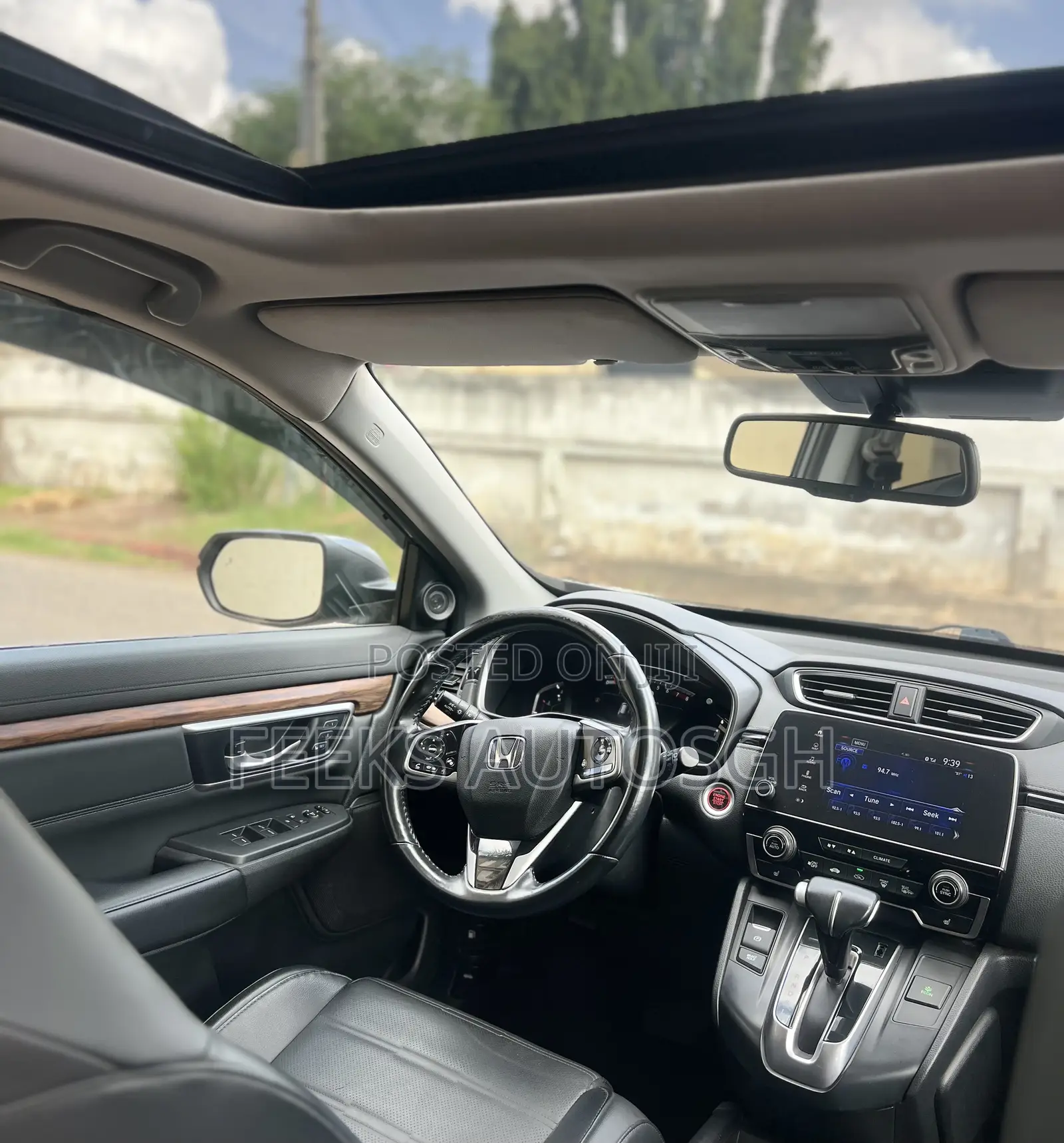 Honda CR-V Touring AWD 2019 Gray