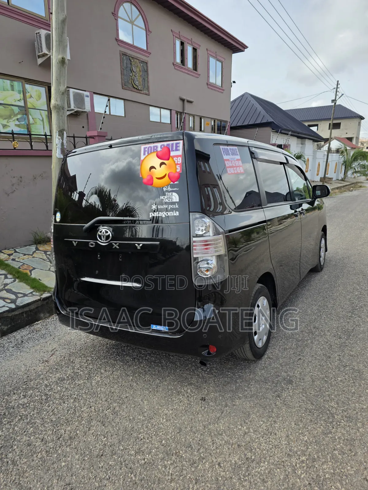 Toyota Voxy 2011 Black