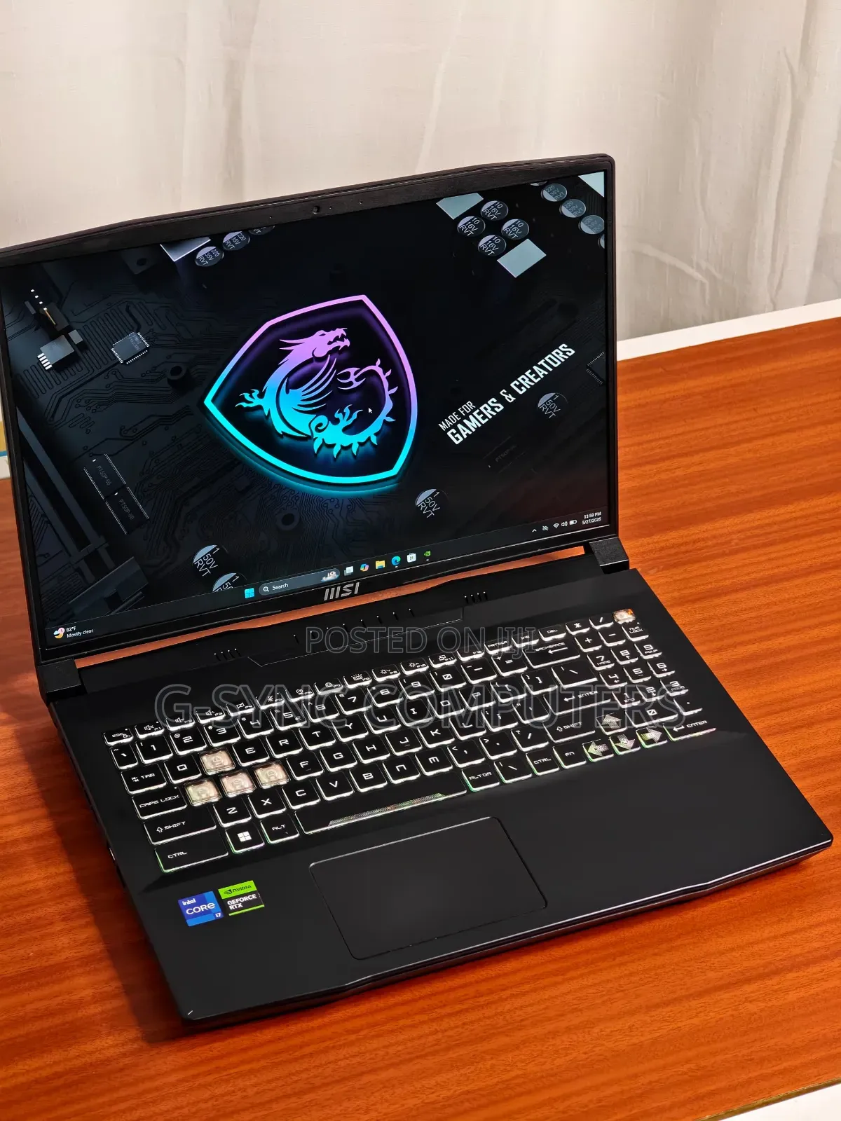 Laptop MSI Creator A16 AI+ 32GB Intel Core i7 SSD 1T