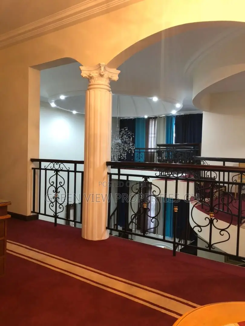 Furnished 8bdrm Mansion in McCarthy Hill for sale