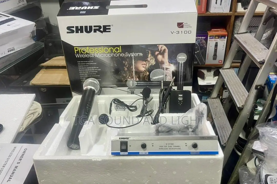 Shure v-3100 3-in-1 Wireless Microphone [Hand, Head Lapel]
