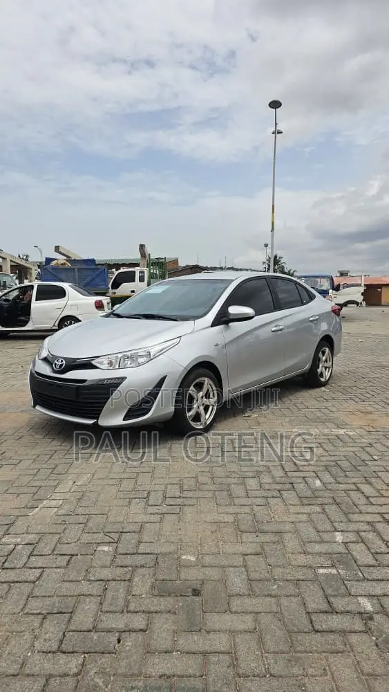 Toyota Vios 2021 Silver