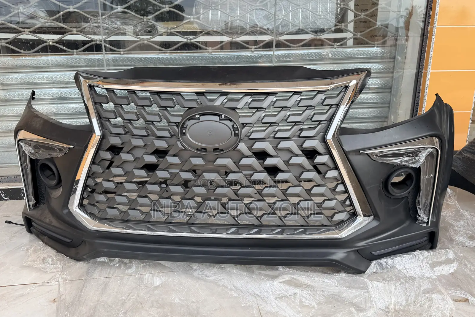 Toyota Fortuner 2009-2015 Upgrade Lexus Spec Bumper Front and Rear
