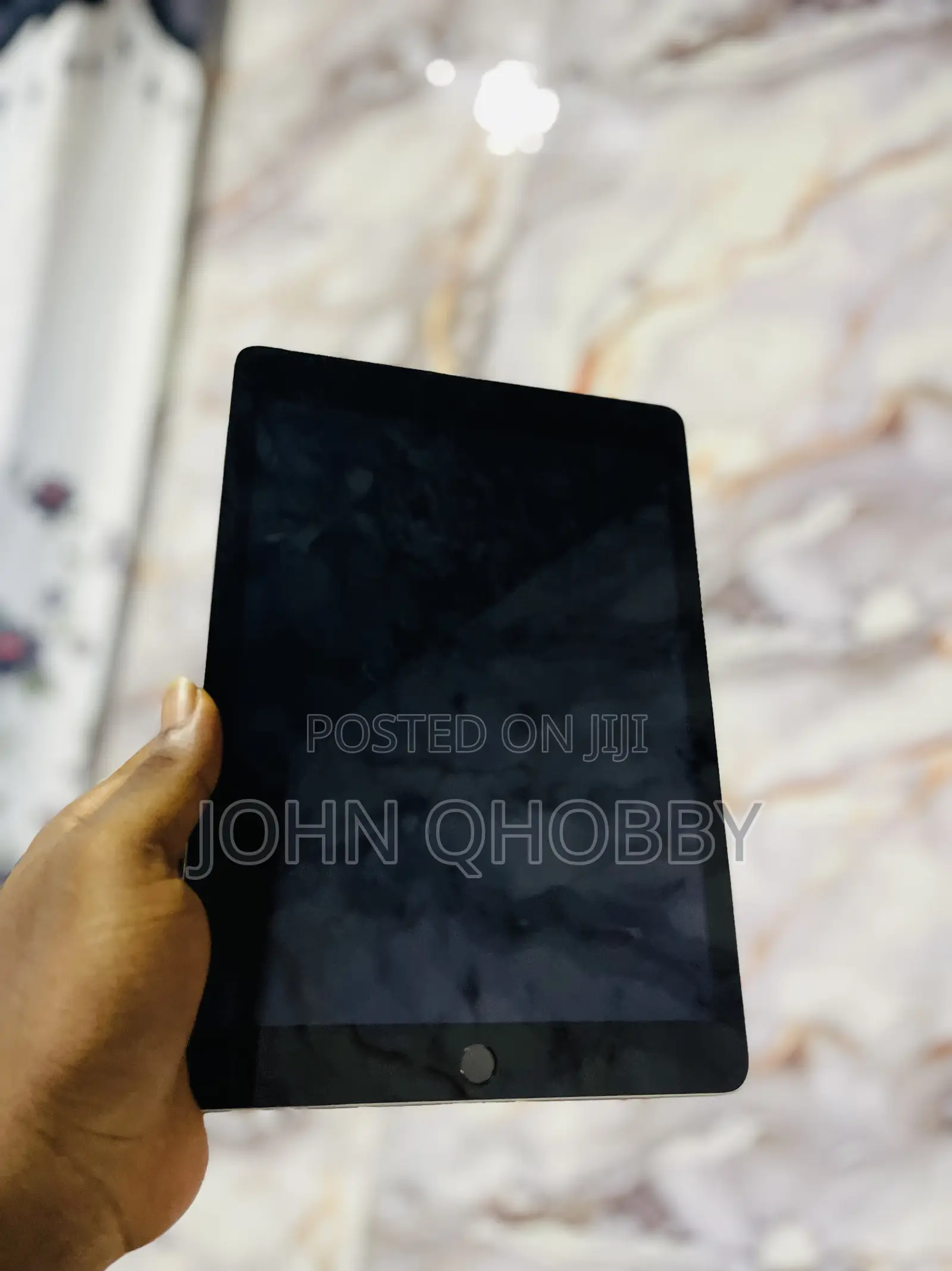 Apple iPad 9.7 32 GB Gray