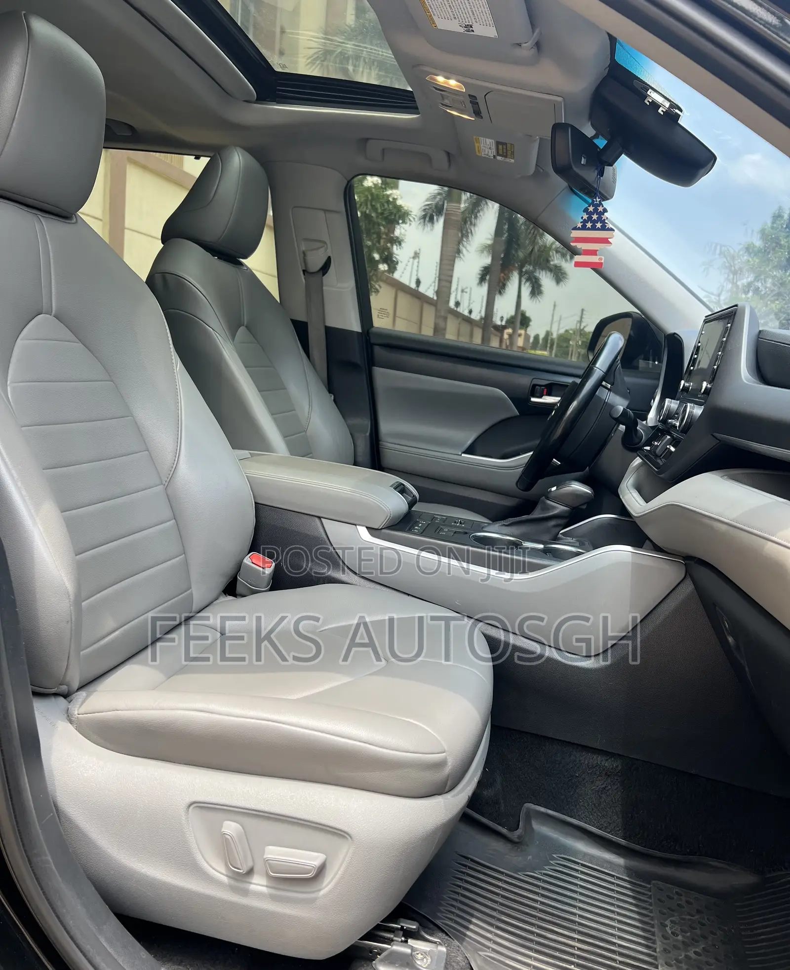 Toyota Highlander XLE 2021 Black