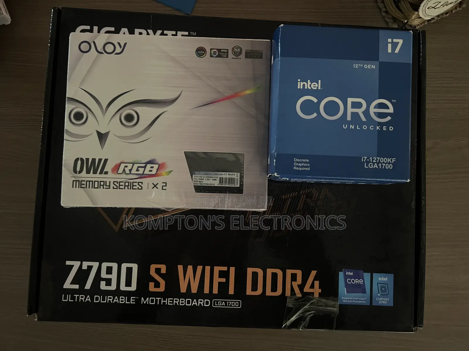 Motherboard+32gig RGB Ram+I7 12700kf Mobo
