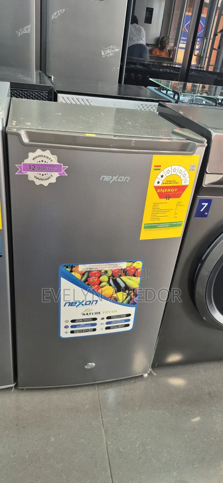 Single Door Nexon Table Top Fridge 85l With Lock and Key for Sale