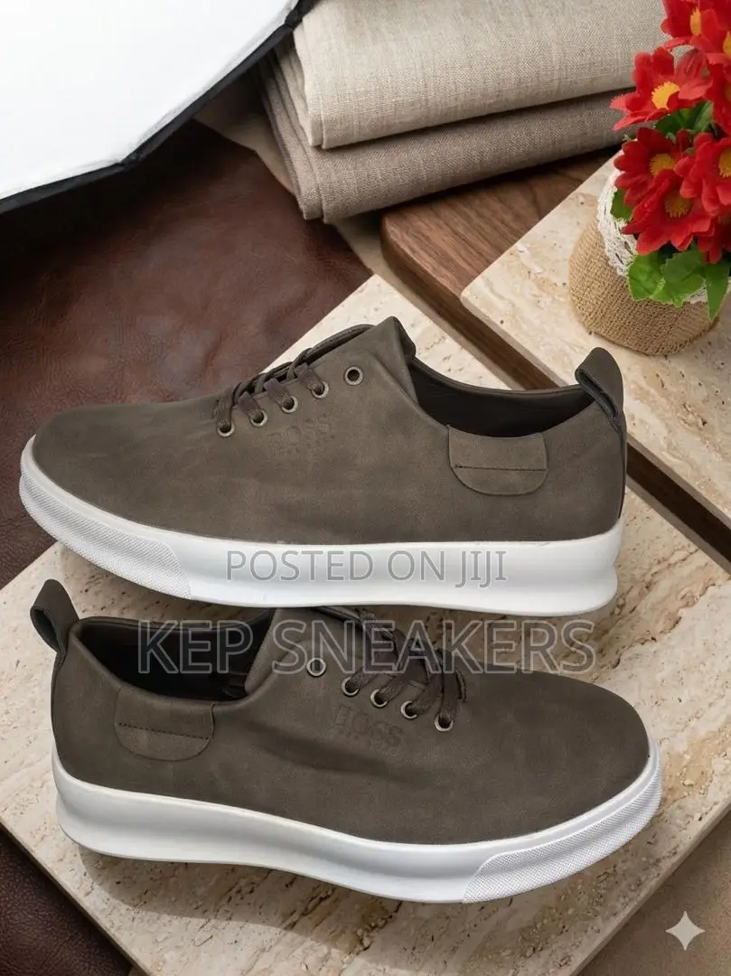 Boss Tan Suede Construction