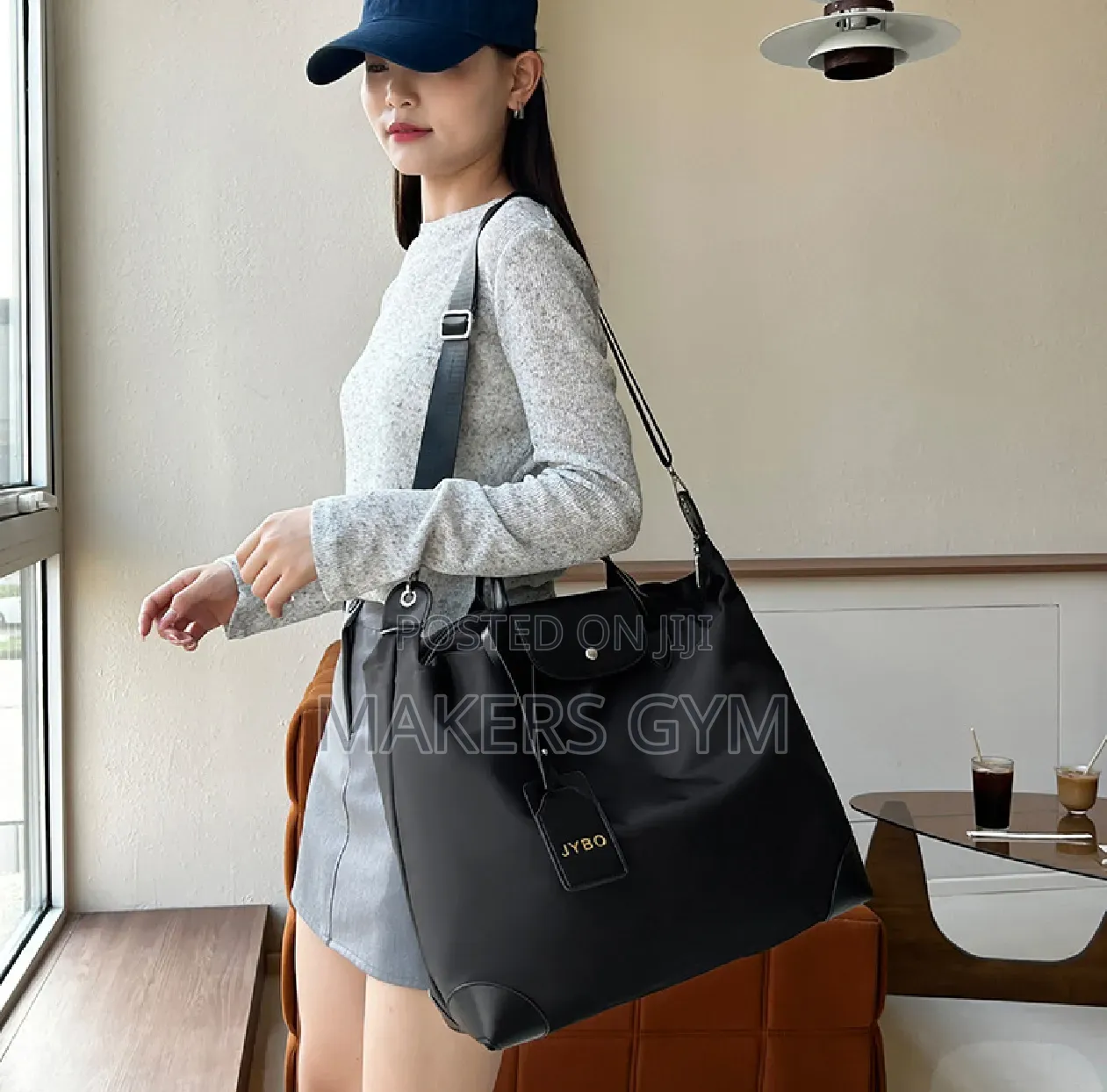 Handbag /Travel Bag/Gym/Bag (Black)