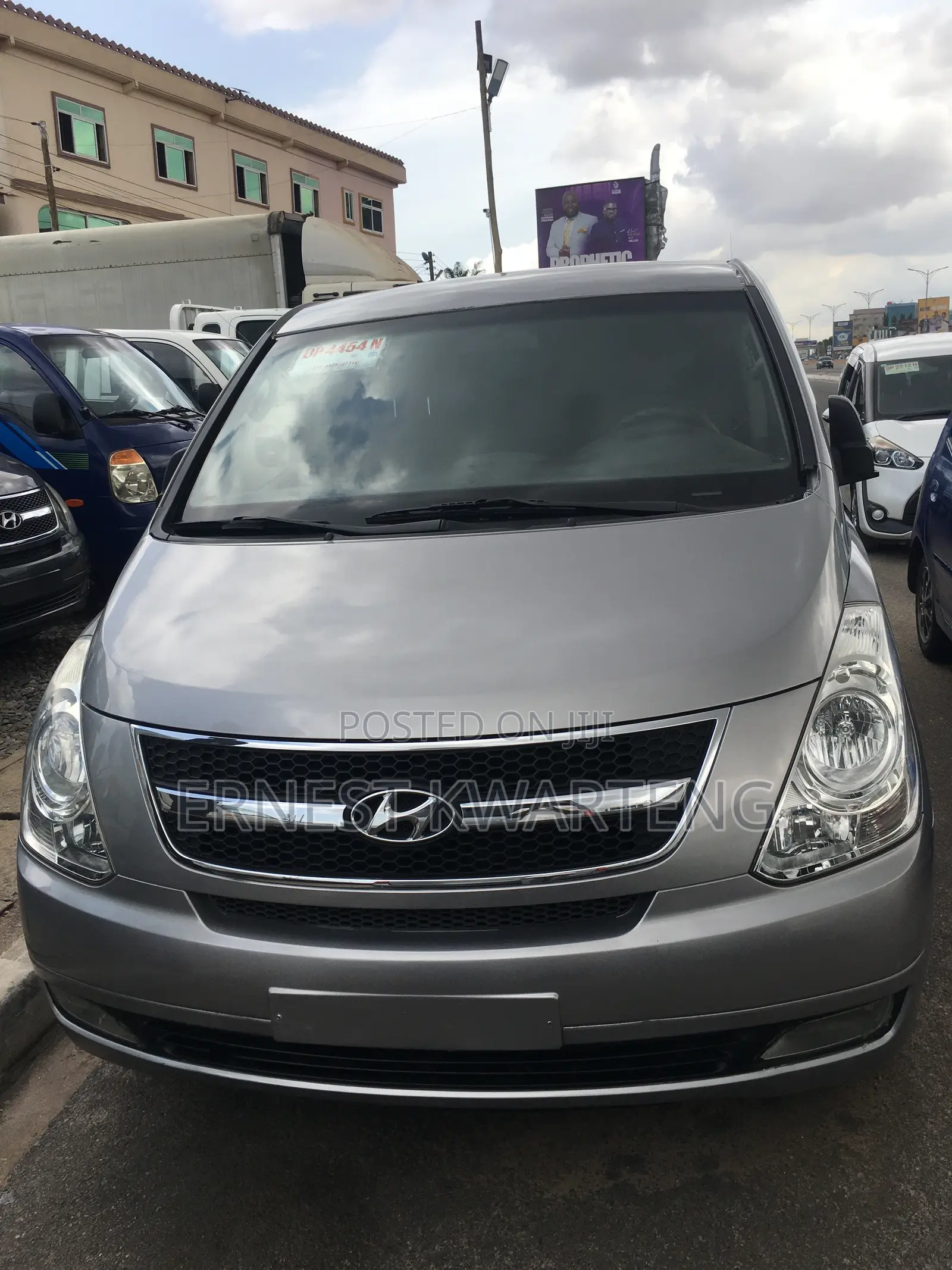 Hyundai Starex 2010 Grey