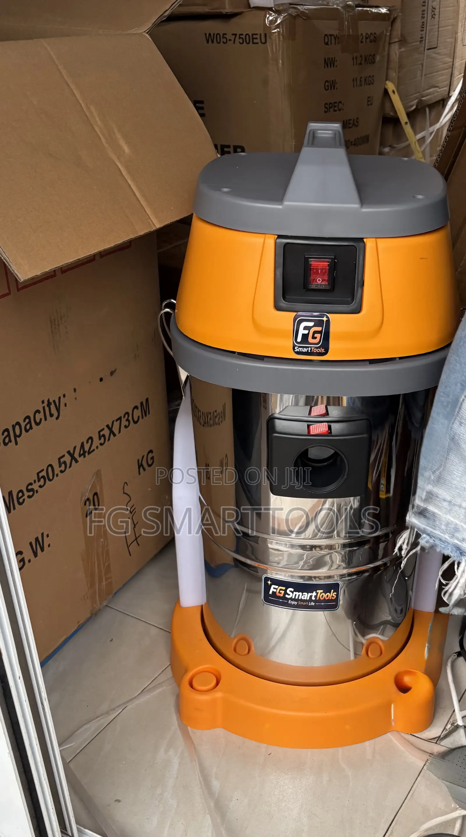 Carpet and Sofa Cleaner Multipurpose Vacuum Cleaner 35 Liters