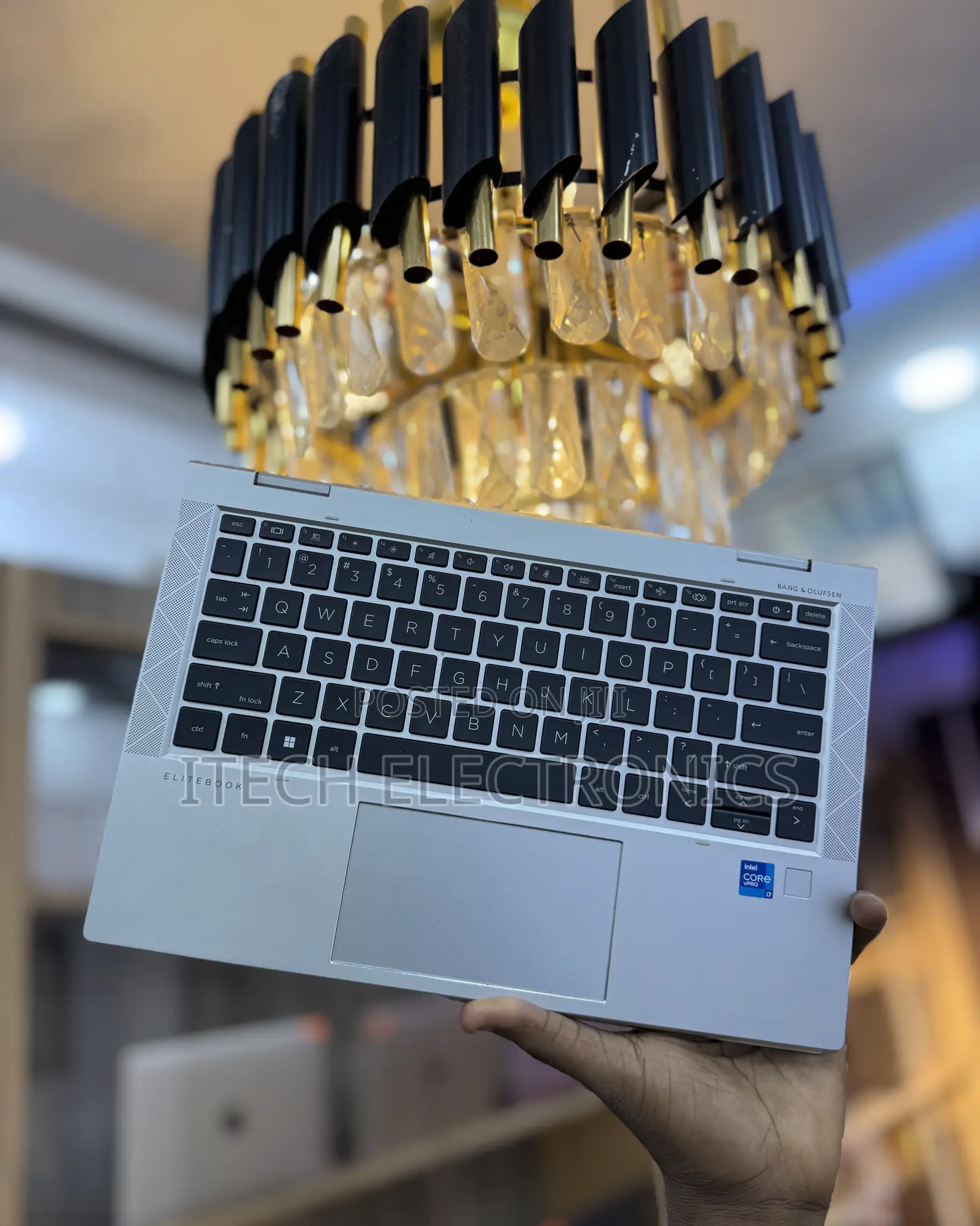 Laptop HP EliteBook 830 G8 32GB Intel Core i7 SSD 512GB