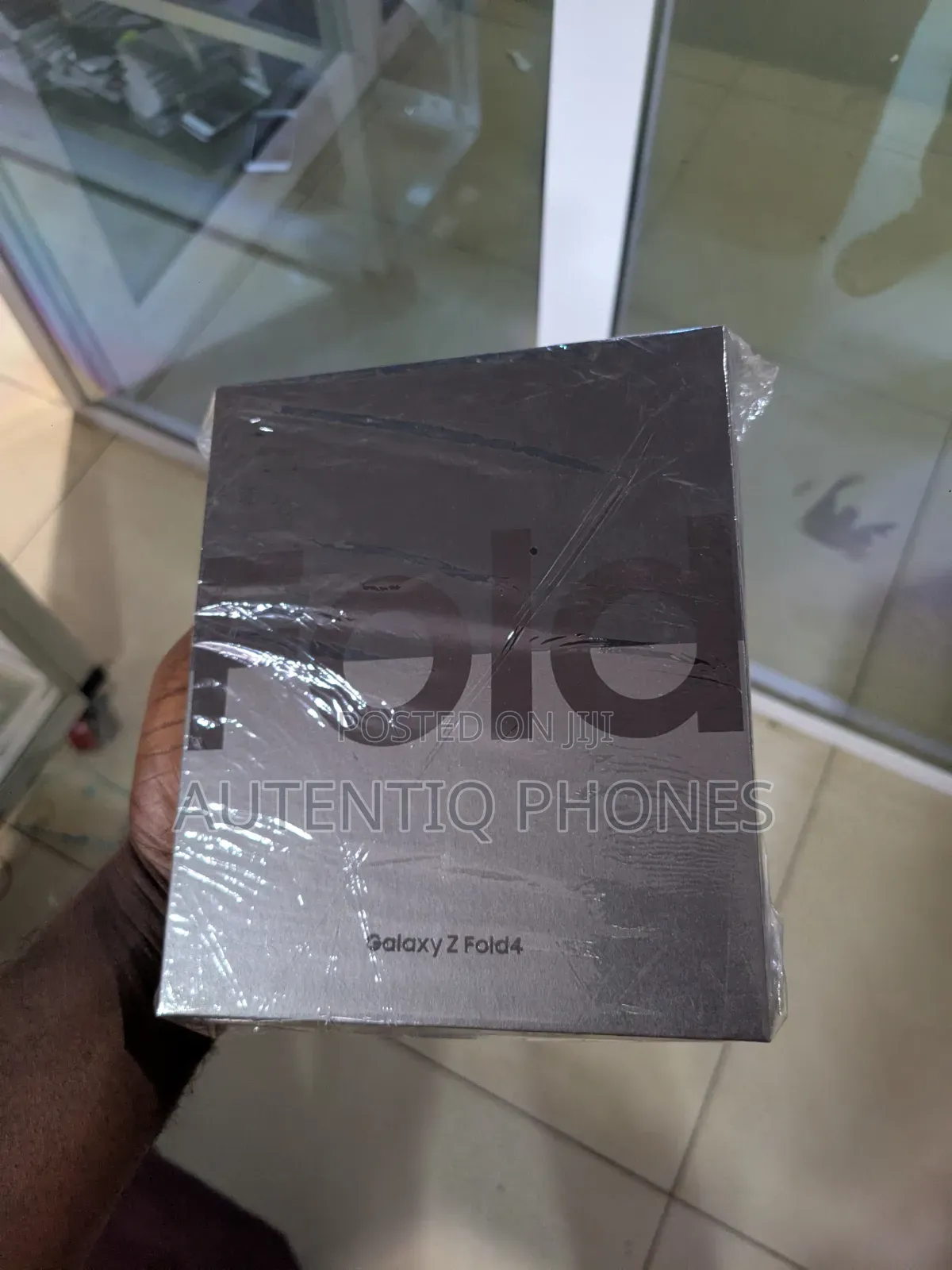 New Samsung Galaxy Z Fold4 256 GB Silver