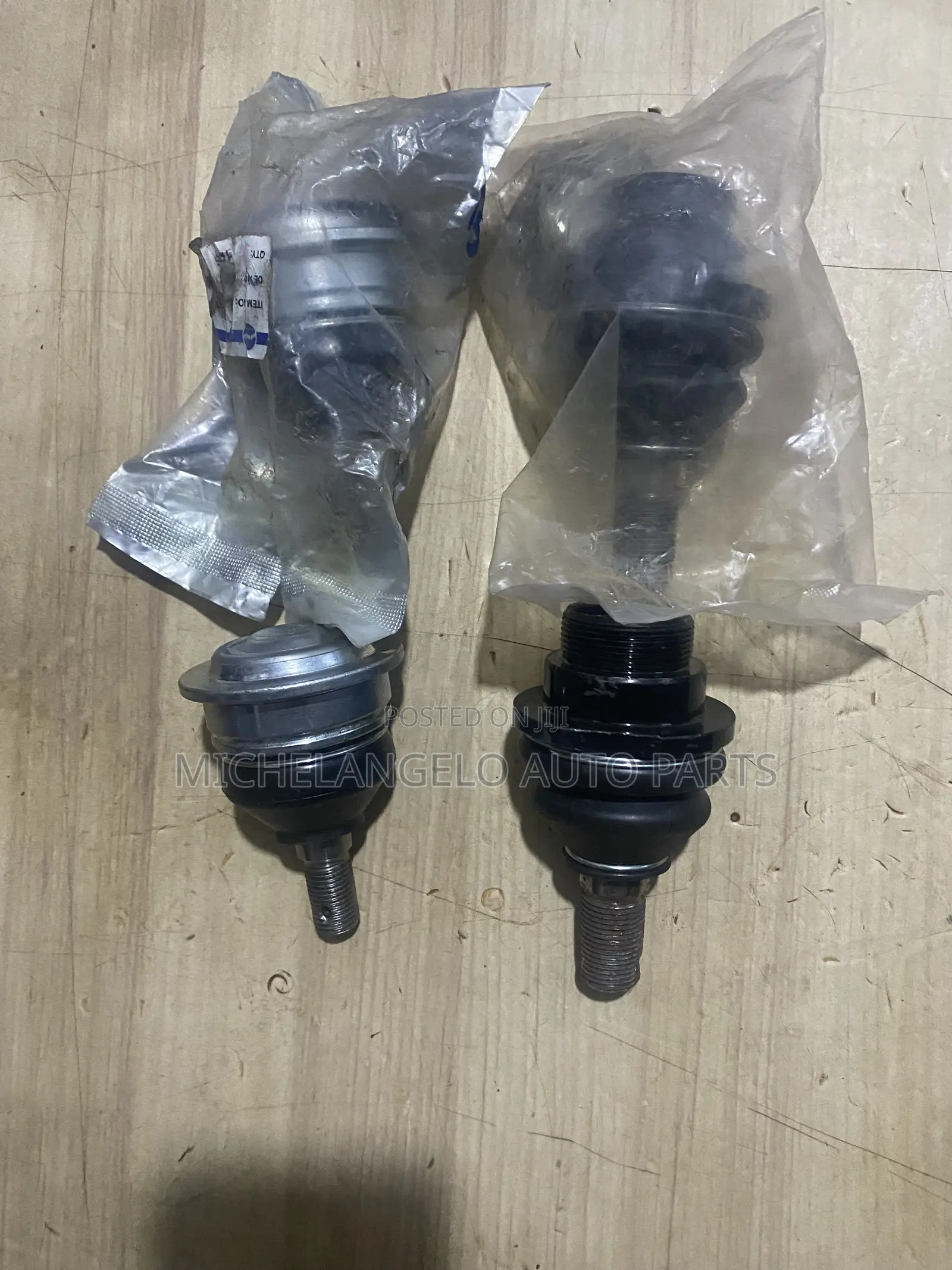 Balljoint Nissan Hardbody 4x4 Top Down