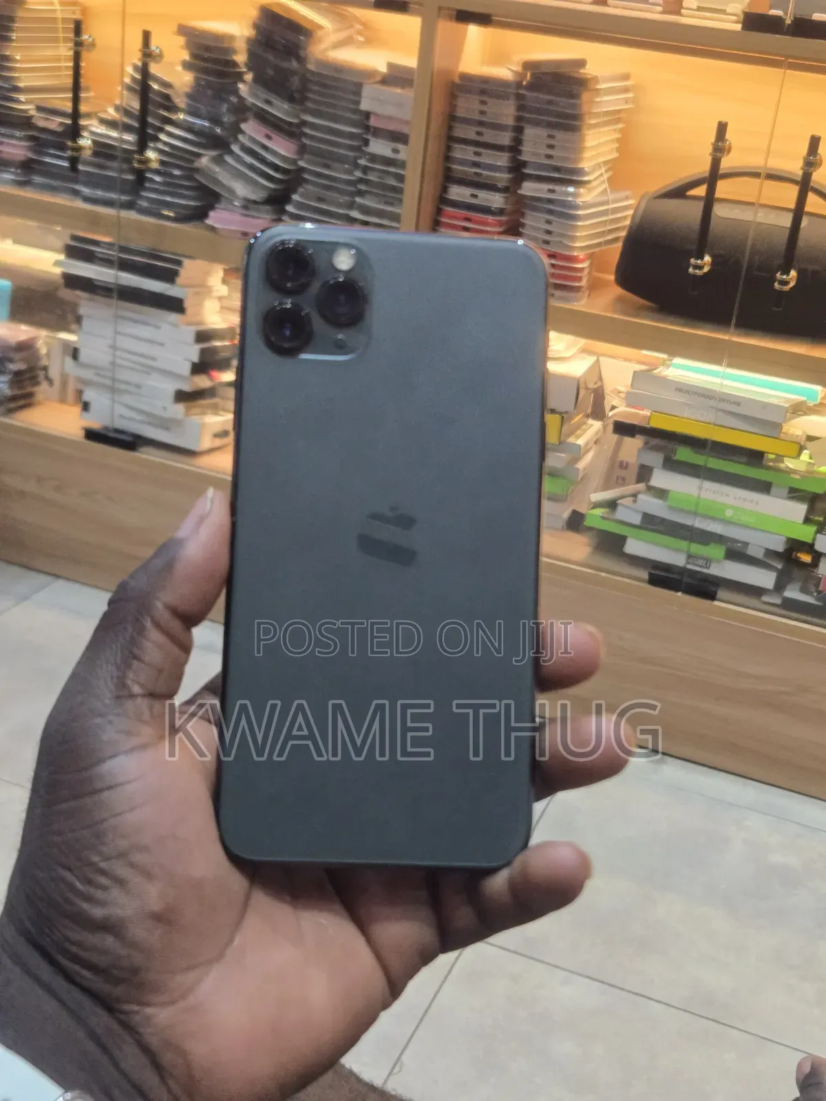 New Apple iPhone 11 Pro Max 64 GB Green