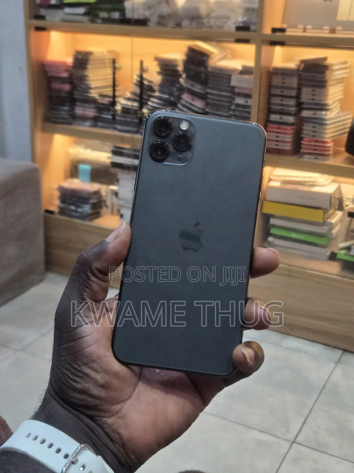 New Apple iPhone 11 Pro Max 64 GB Green