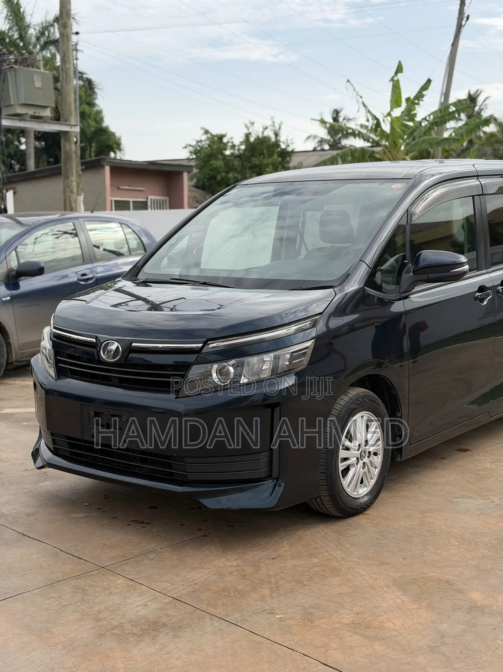 Toyota Voxy 2015 Blue
