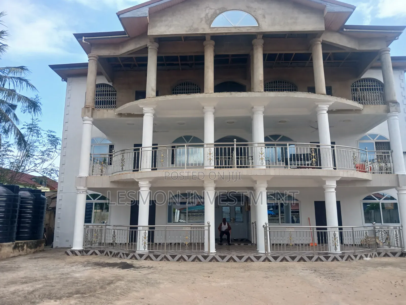 2bdrm Apartment in Lesmon Investment, Baatsona Total for rent