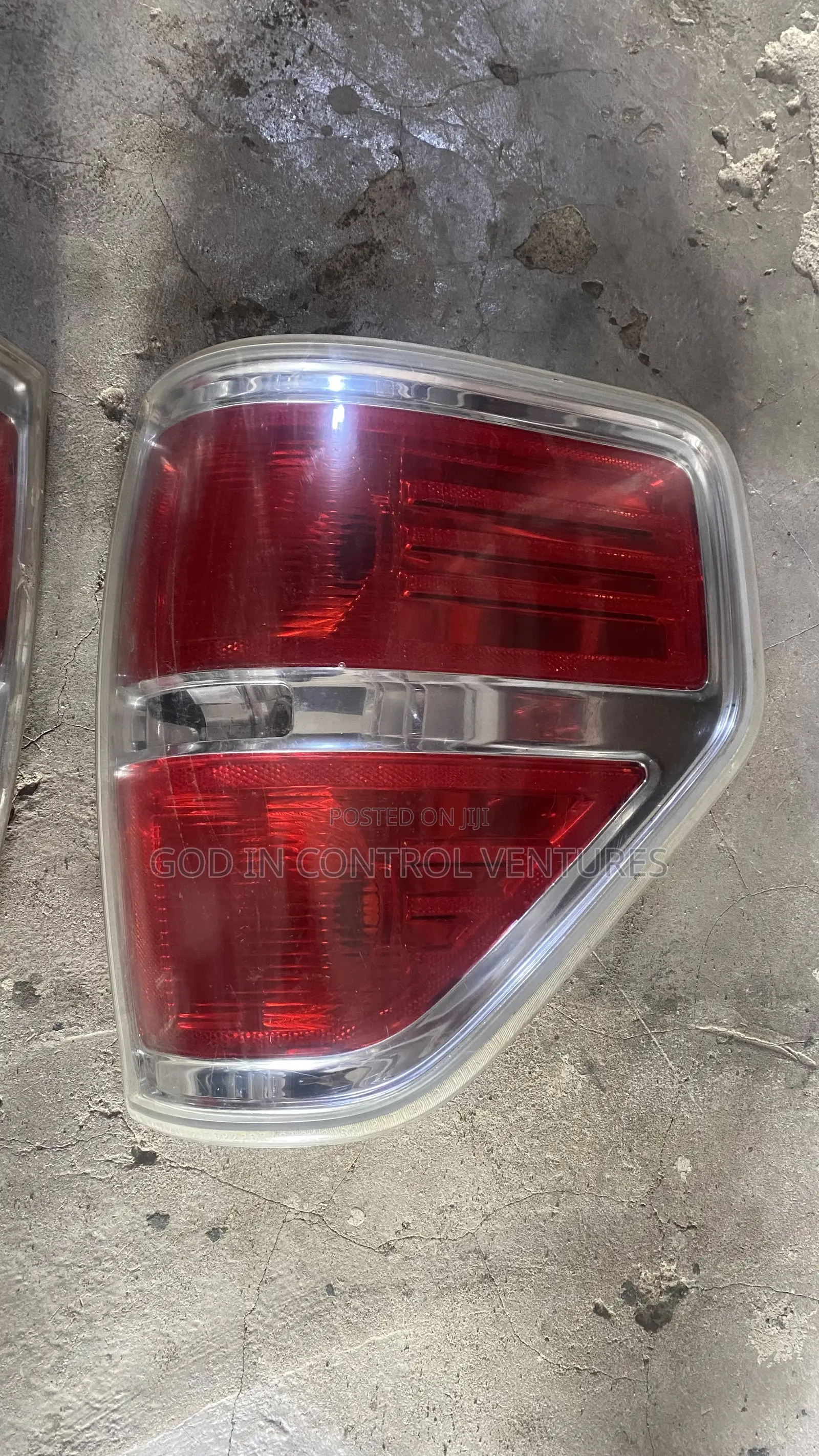 Ford F150 2012 Tail Light Pair
