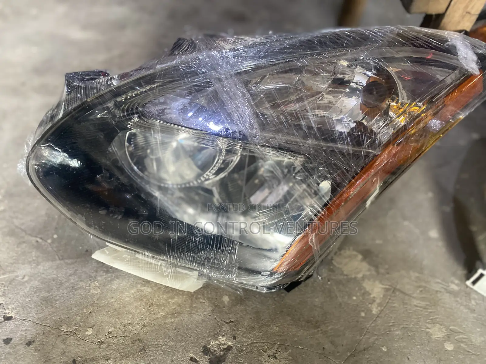 Nissan Rogue 2008 Headlight