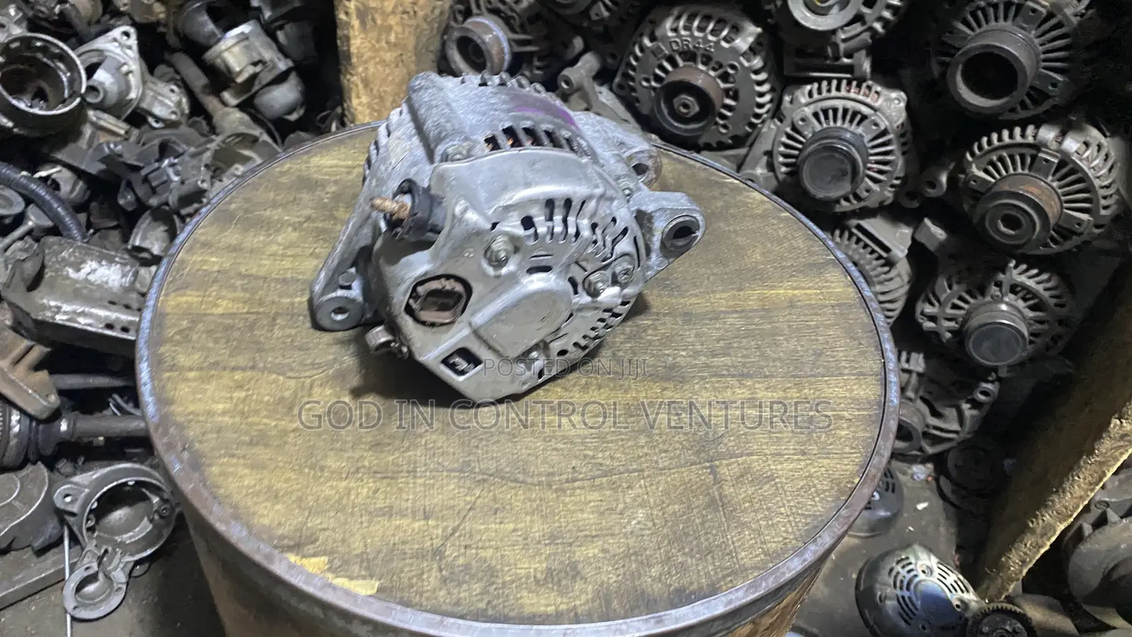 Vitz 4-Plug Alternator