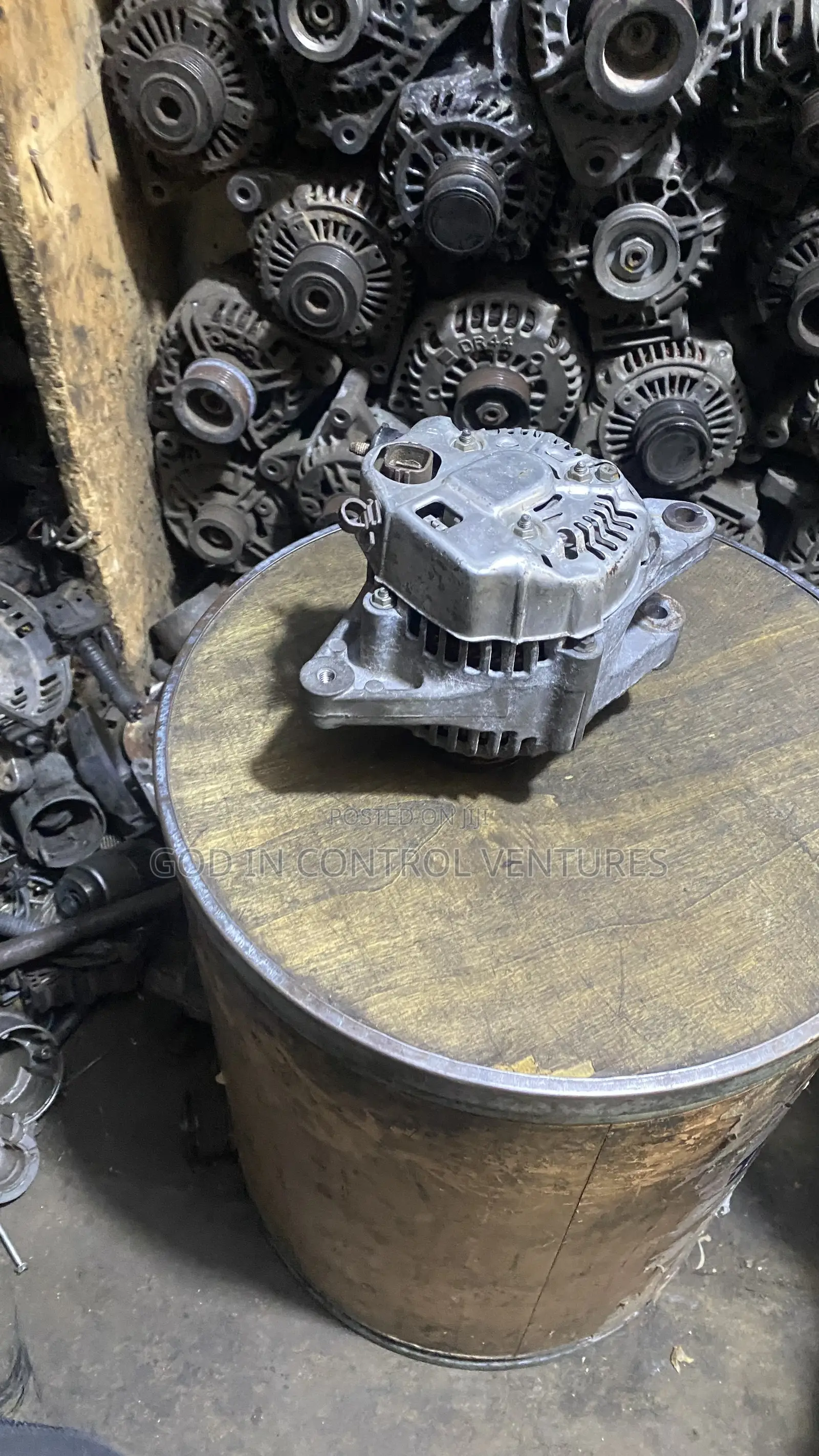 Vitz 4-Plug Alternator
