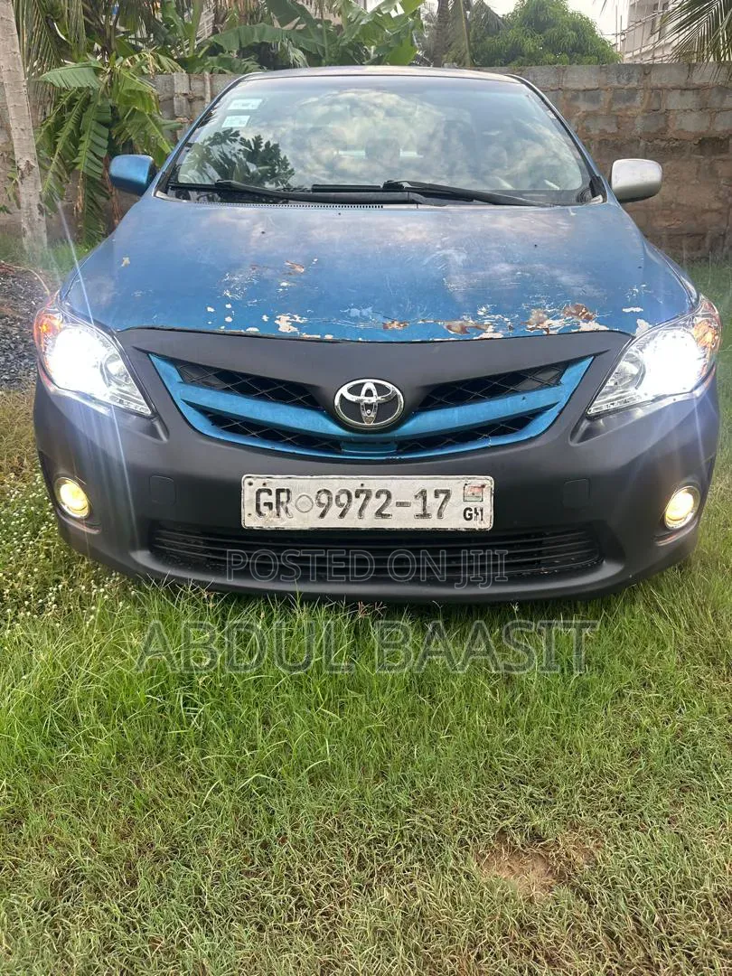 Toyota Corolla L 4dr Sedan (1.8L 4cyl 5M) 2013 Blue