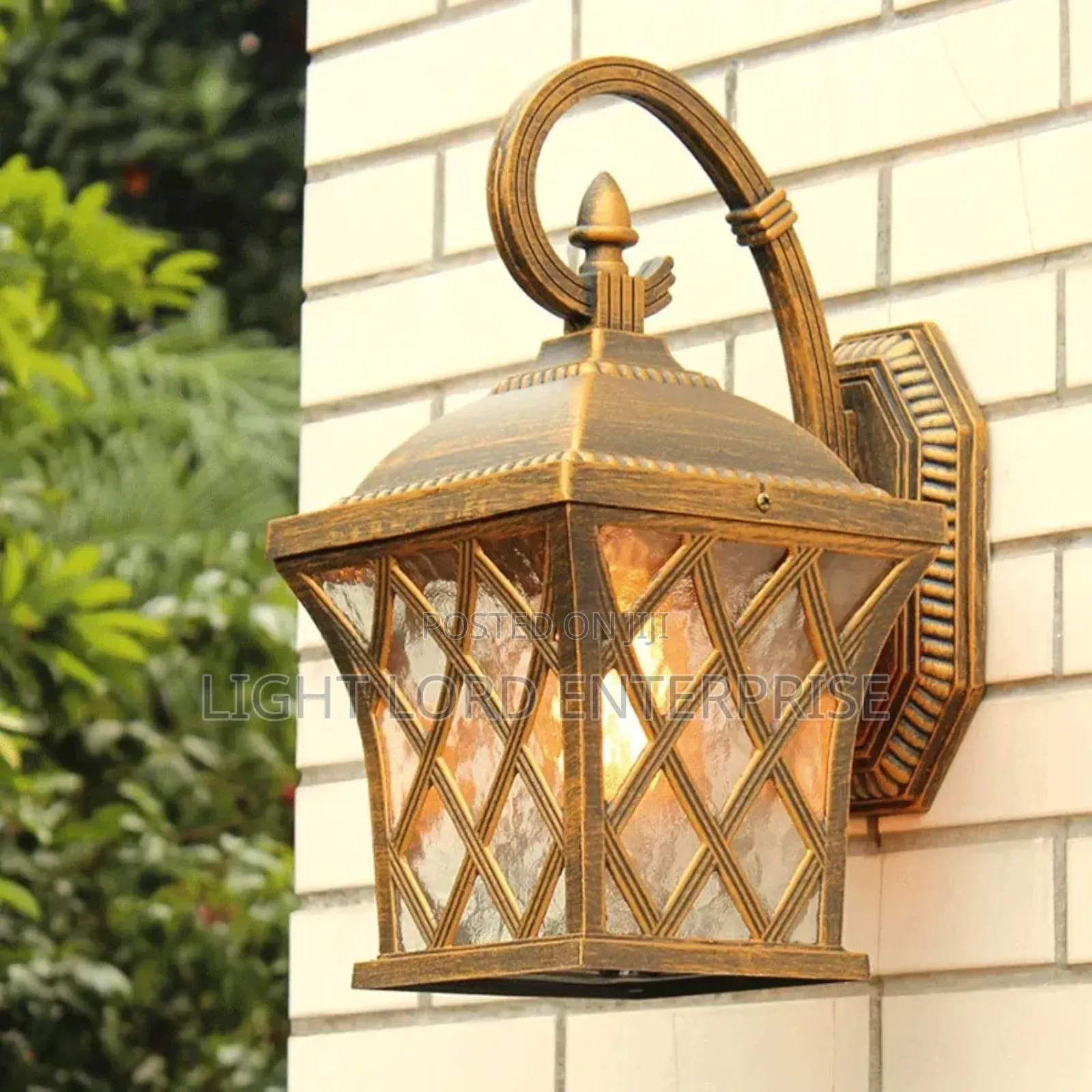 Outdoor Gate Light