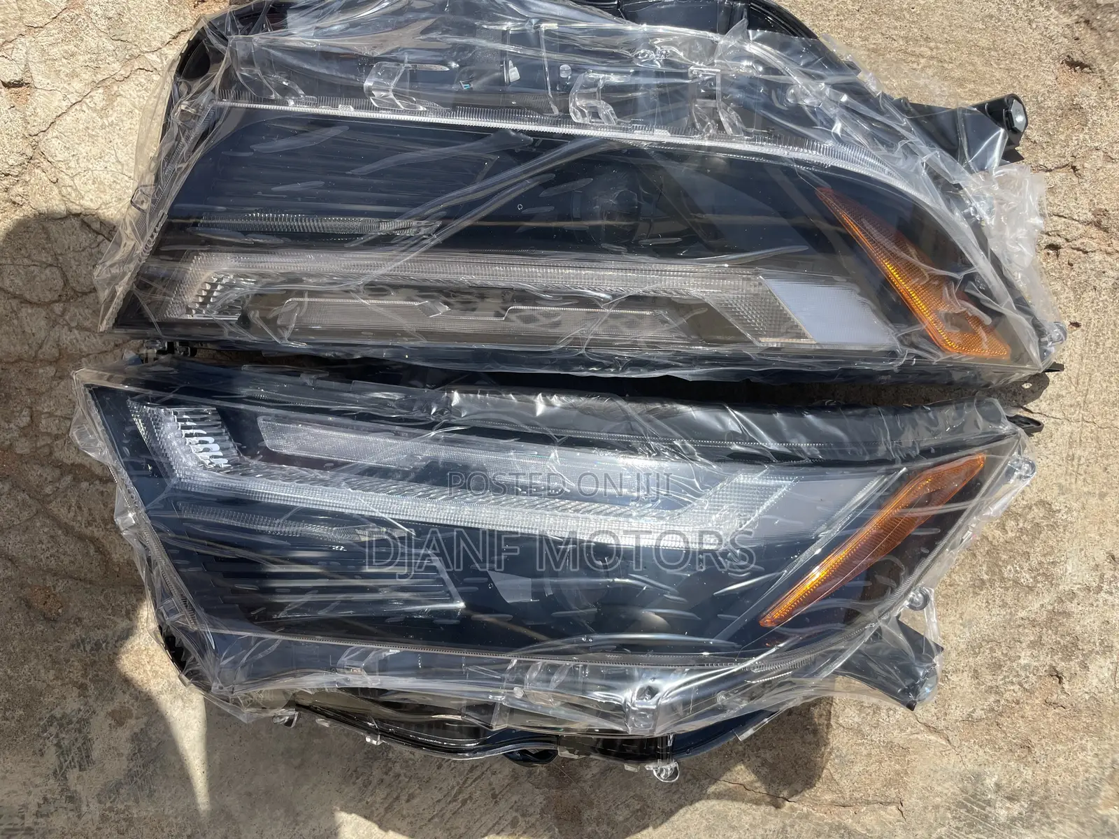 Toyota Rav4 2022-2025 Headlights Led