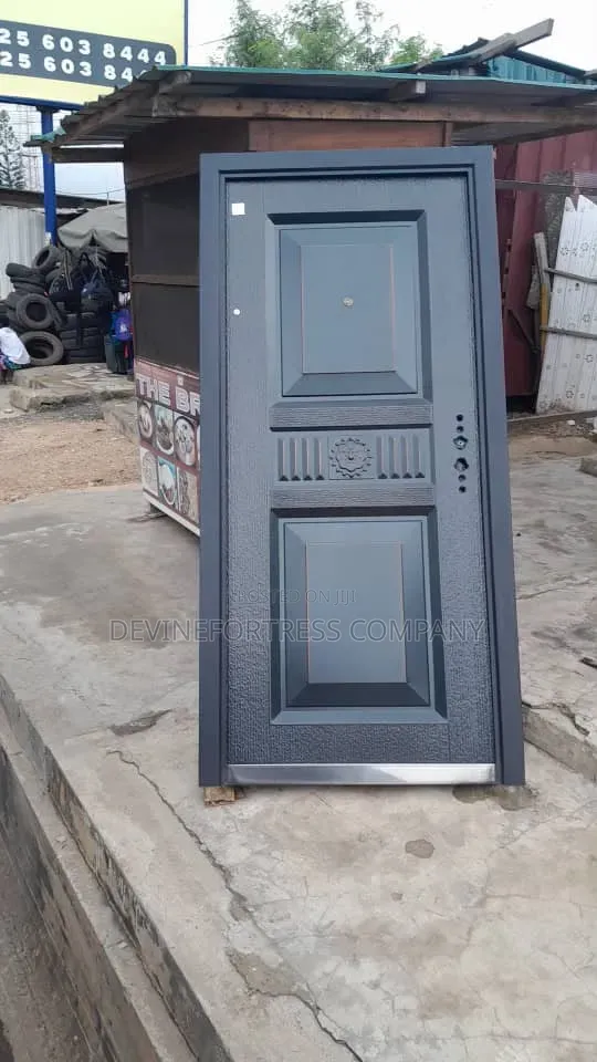 High Quality Anti Rust Black/ Gray Single Door Available in Sizes