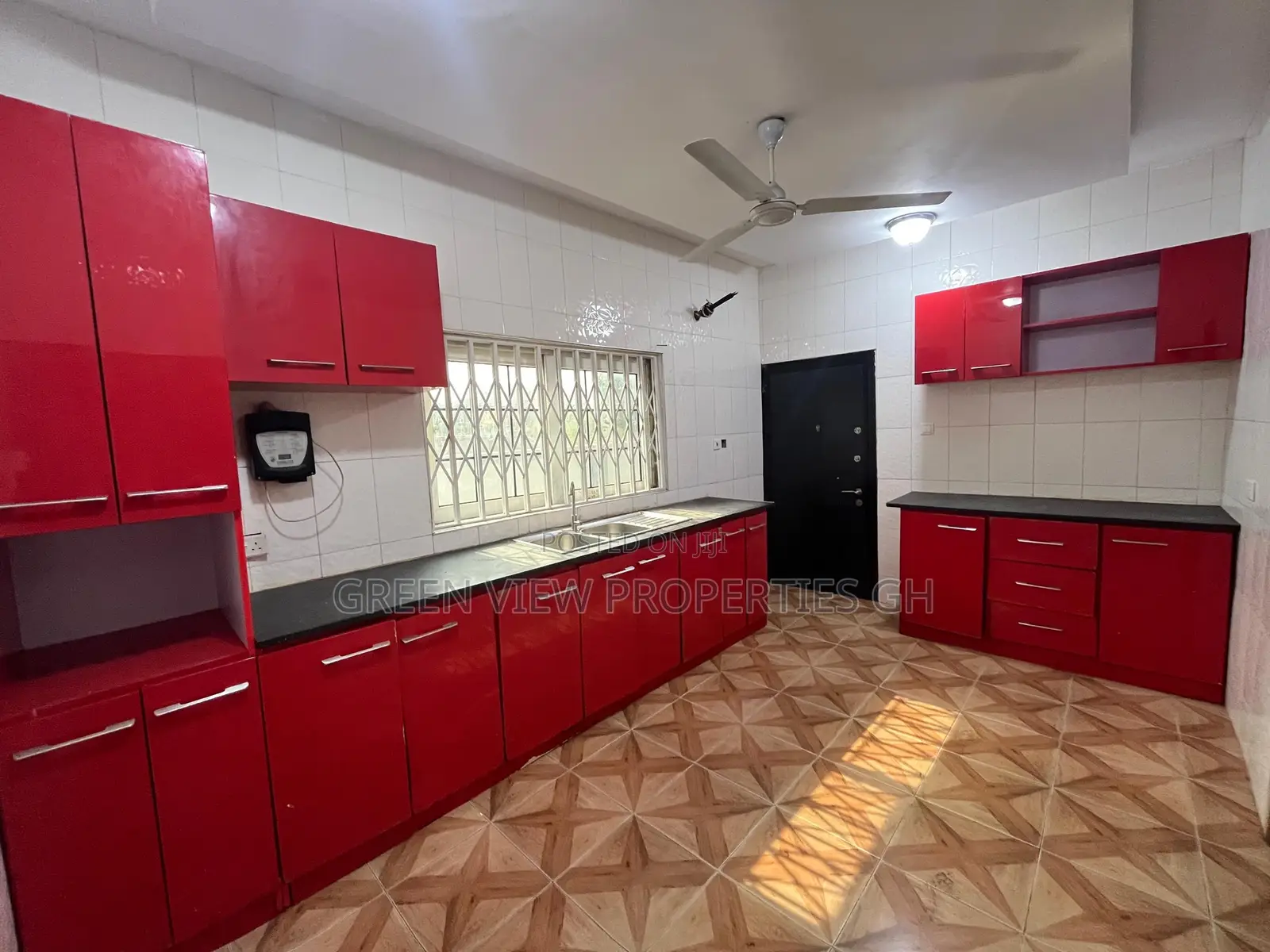 3bdrm House in Ashaley Botwe for rent