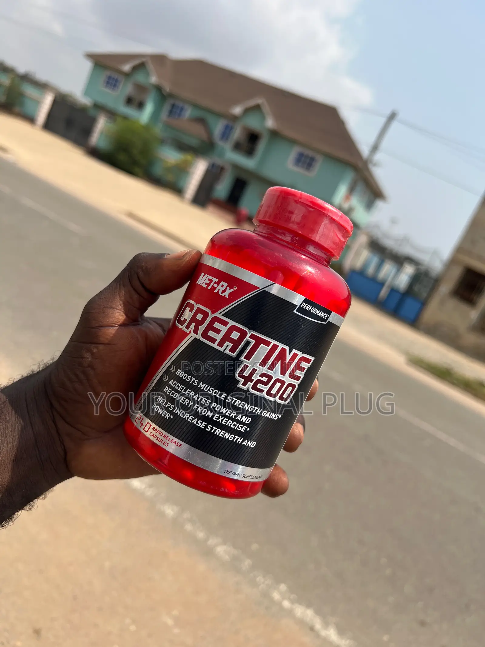 Met-rx Performance Creatine 4200. Build More, Be More.