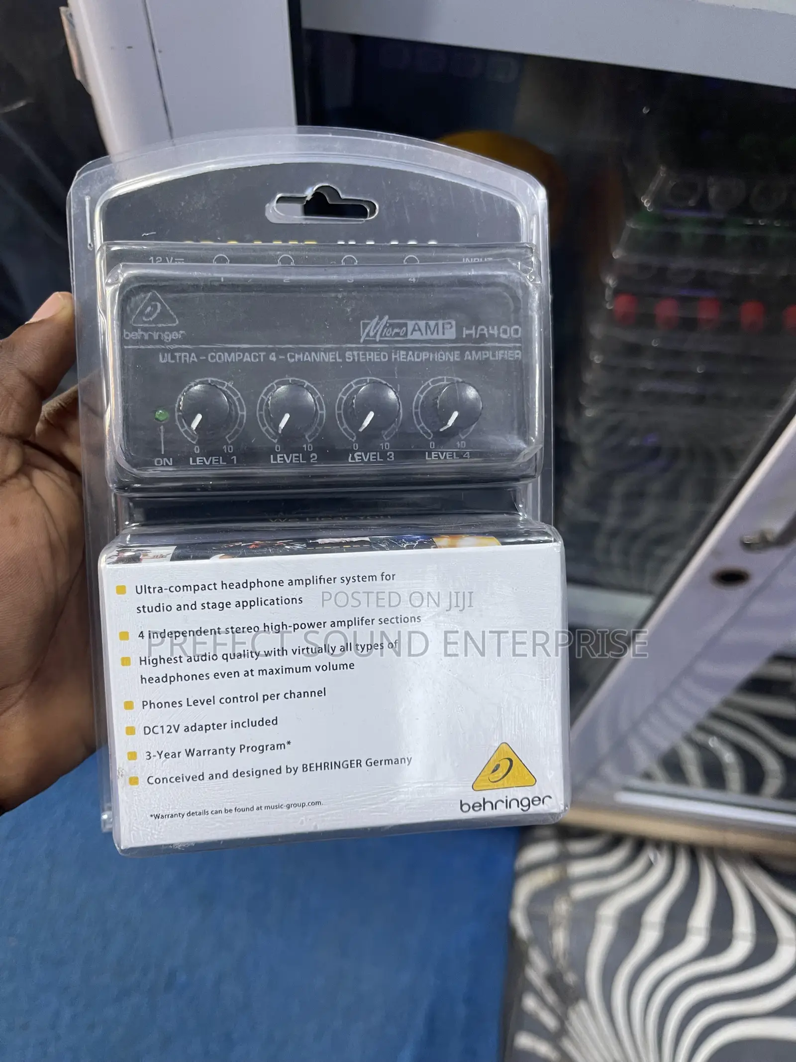 Behringer Microamp Ha400