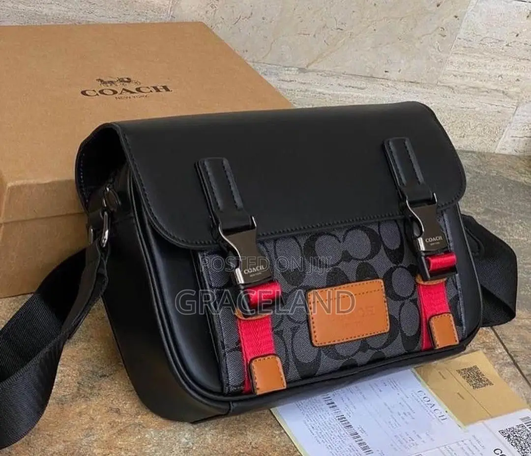 This Is Original Coach Pure Real Leather Messenger Sidebag