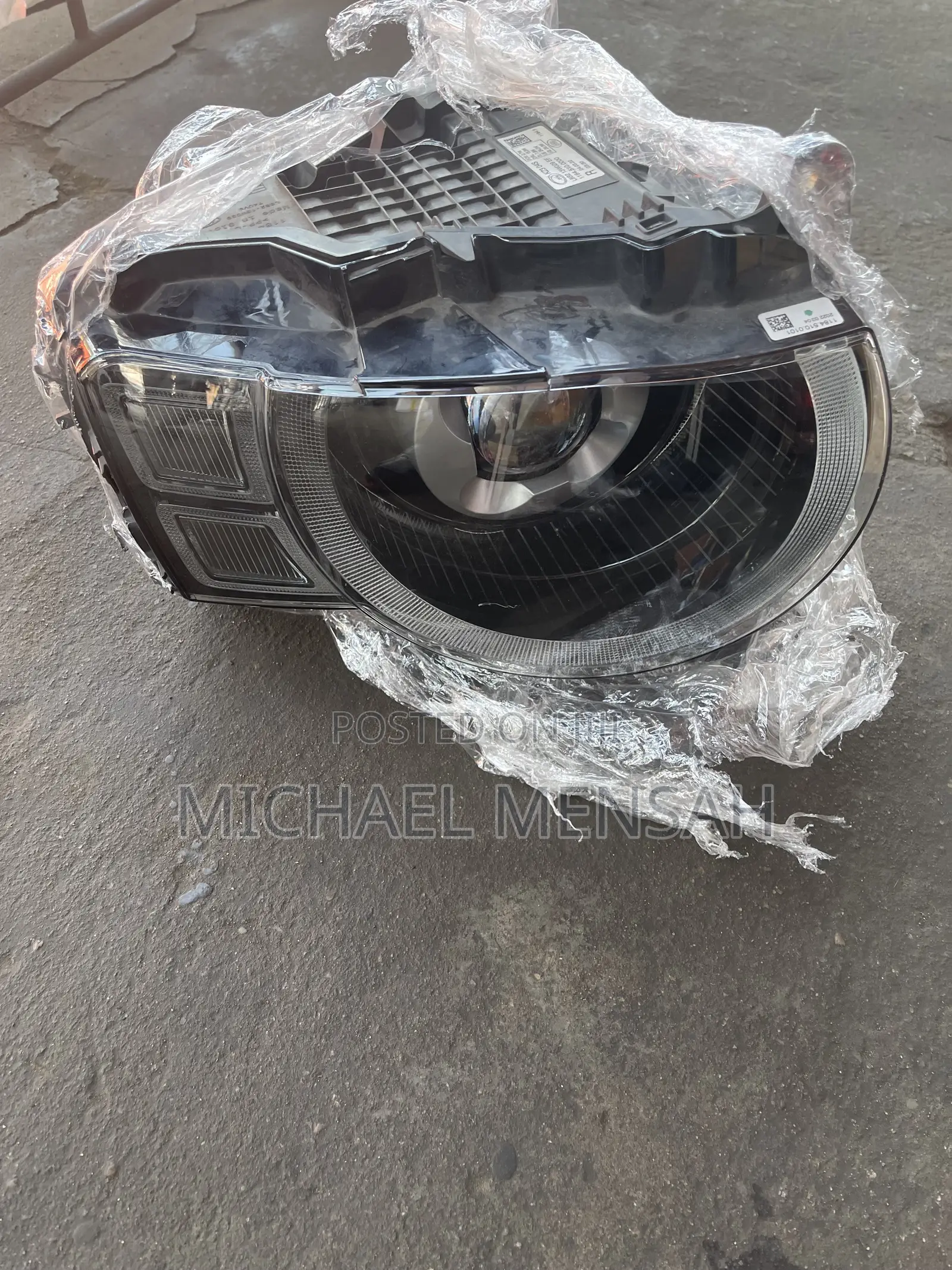 Land Rover Defender Head Light