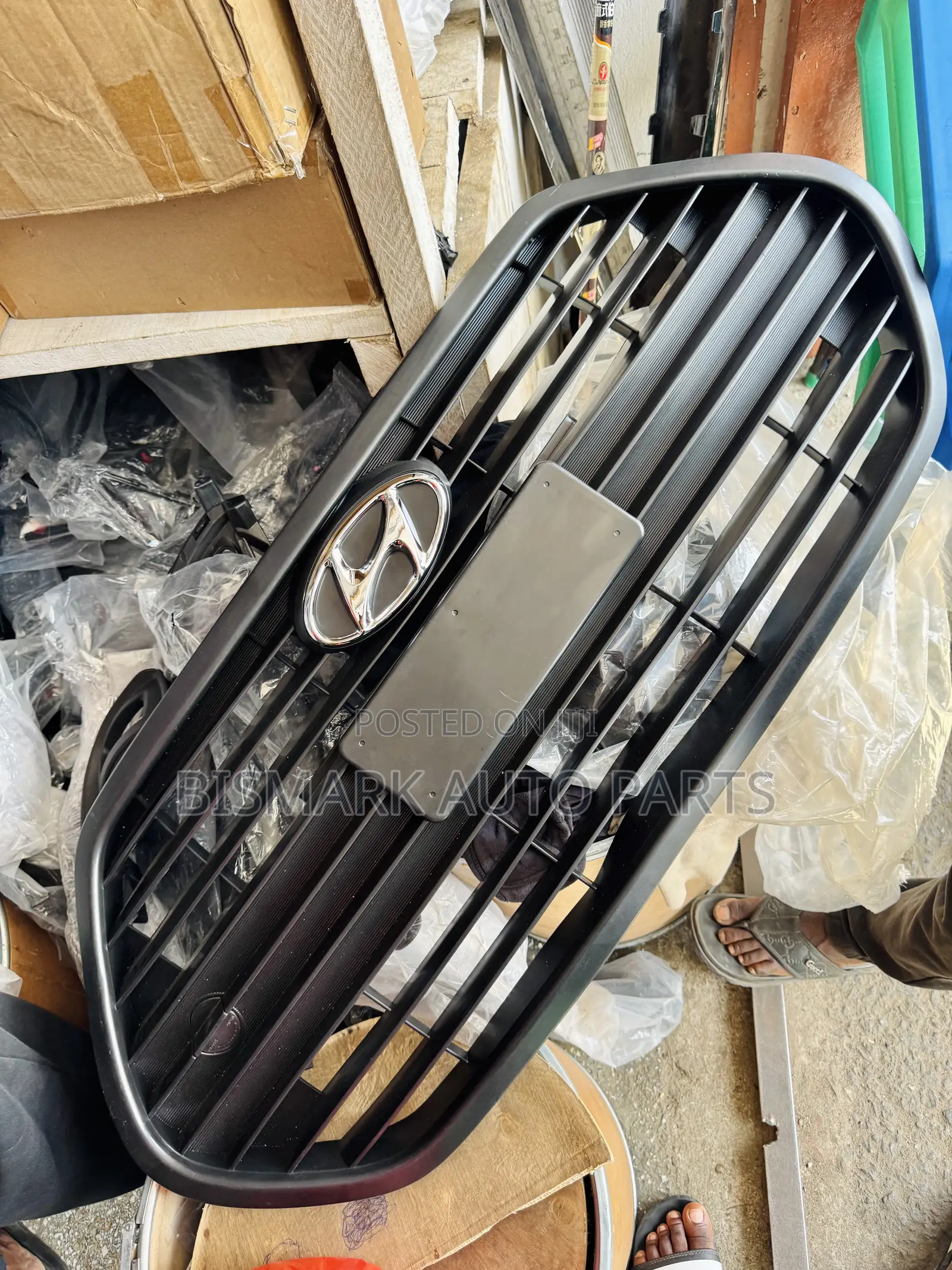 Hyundai Veloster Front Shells - Grill