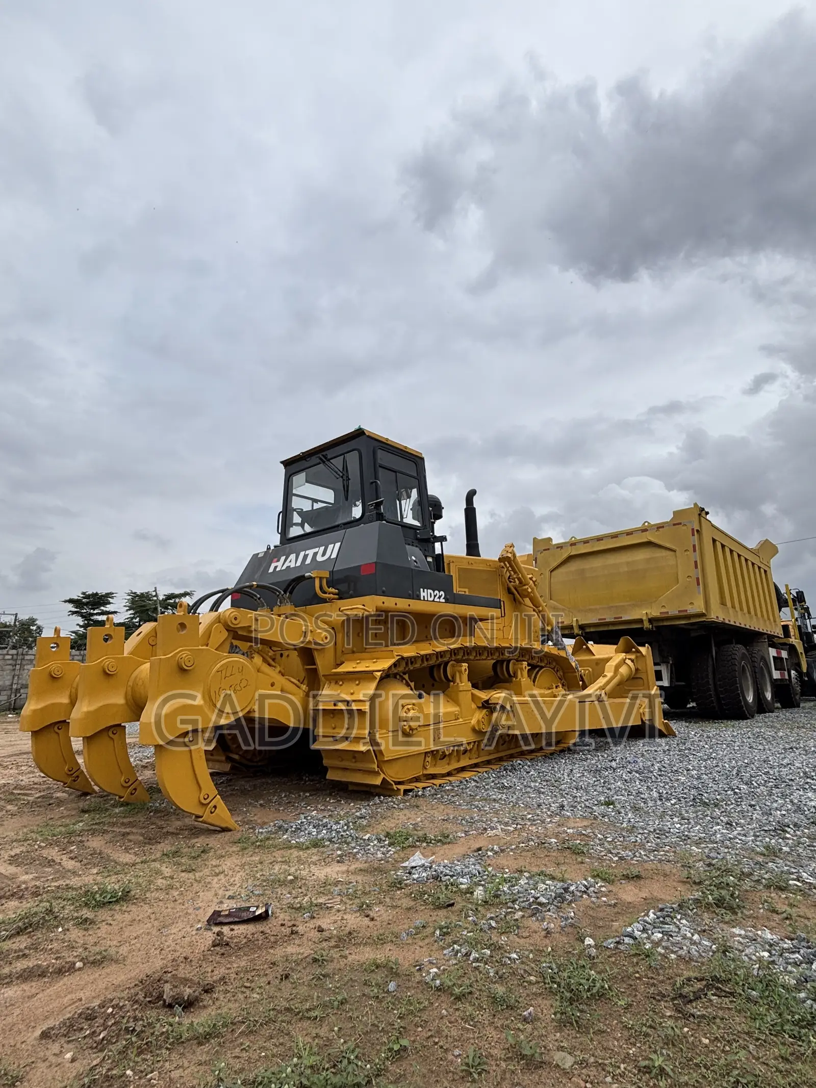New Bulldozer Haitui