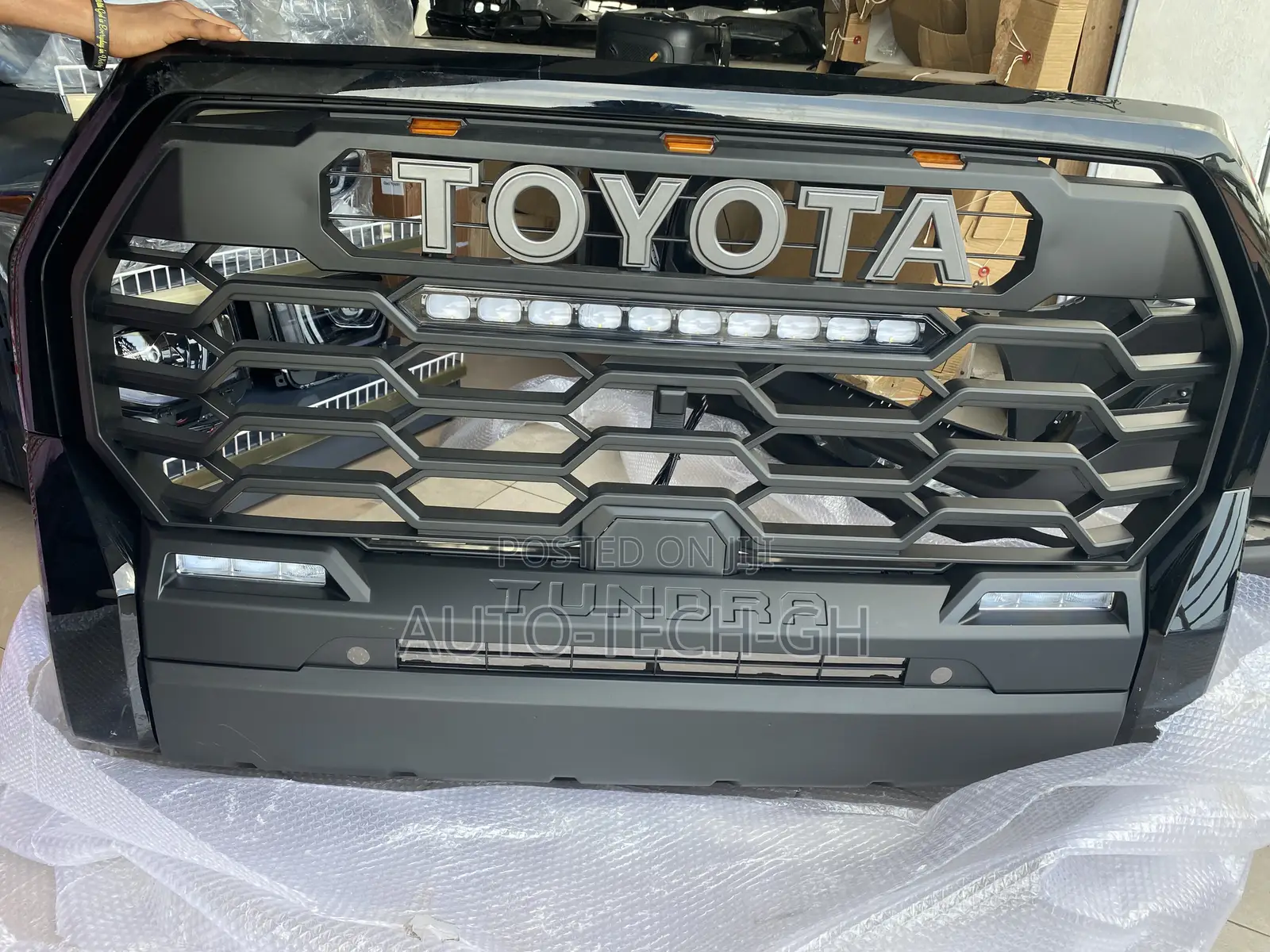 Toyota Tundra 2024 Front Grilles